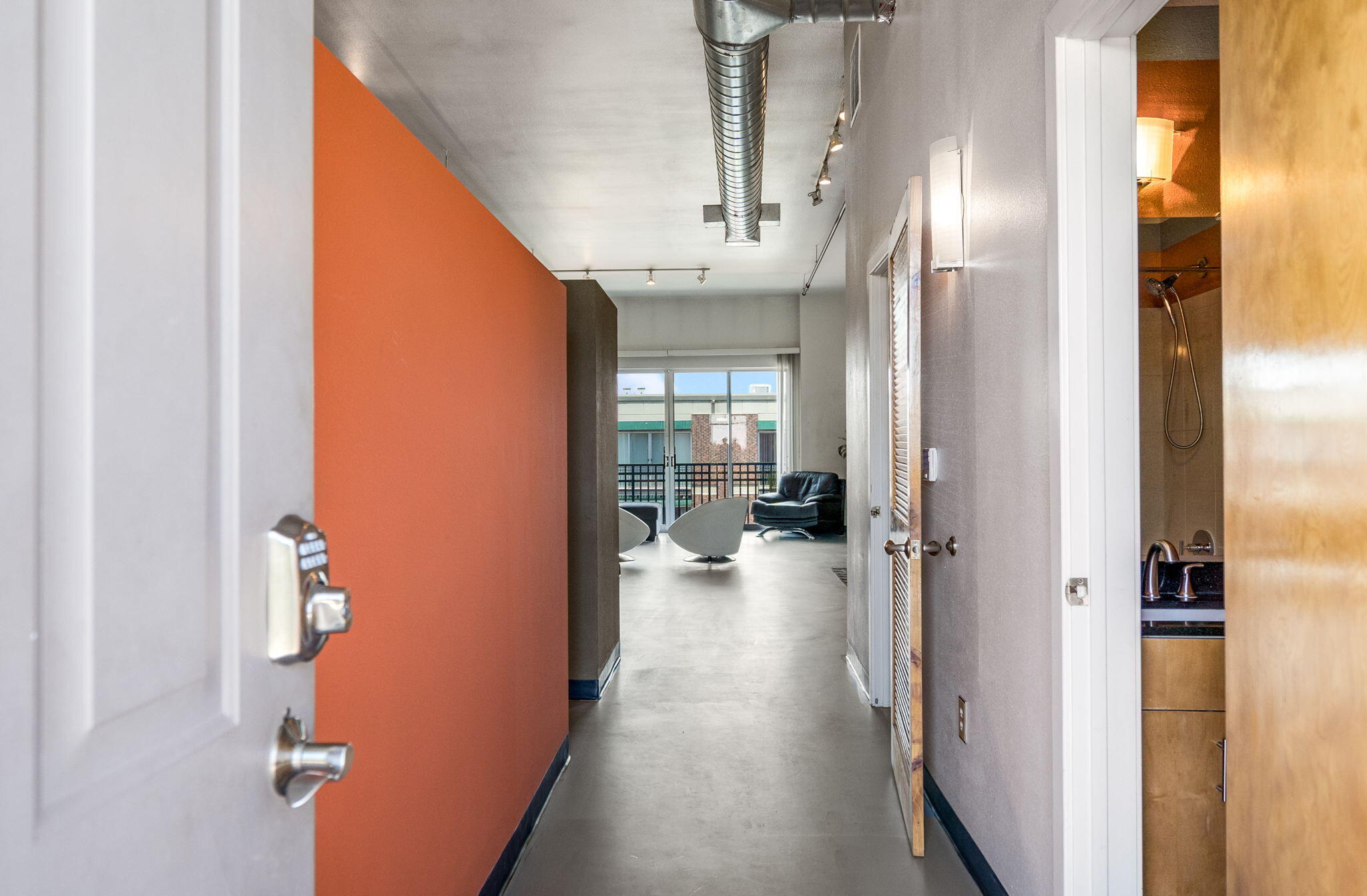 400 Central Avenue SE 305 305