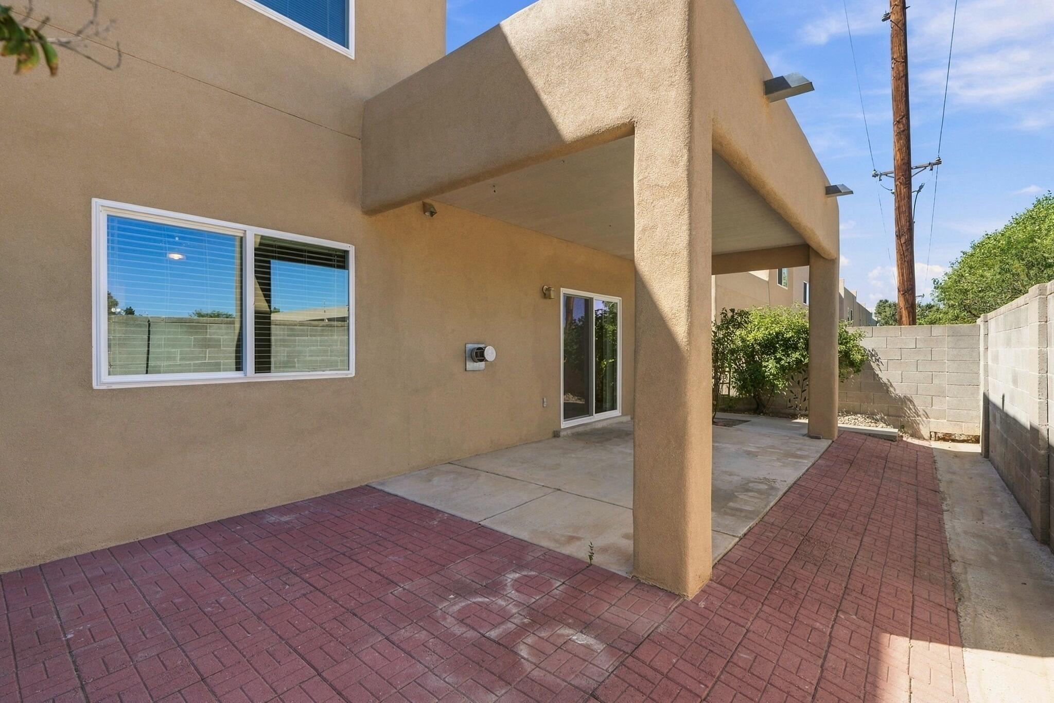 11235 Campo Del Oso Avenue NE