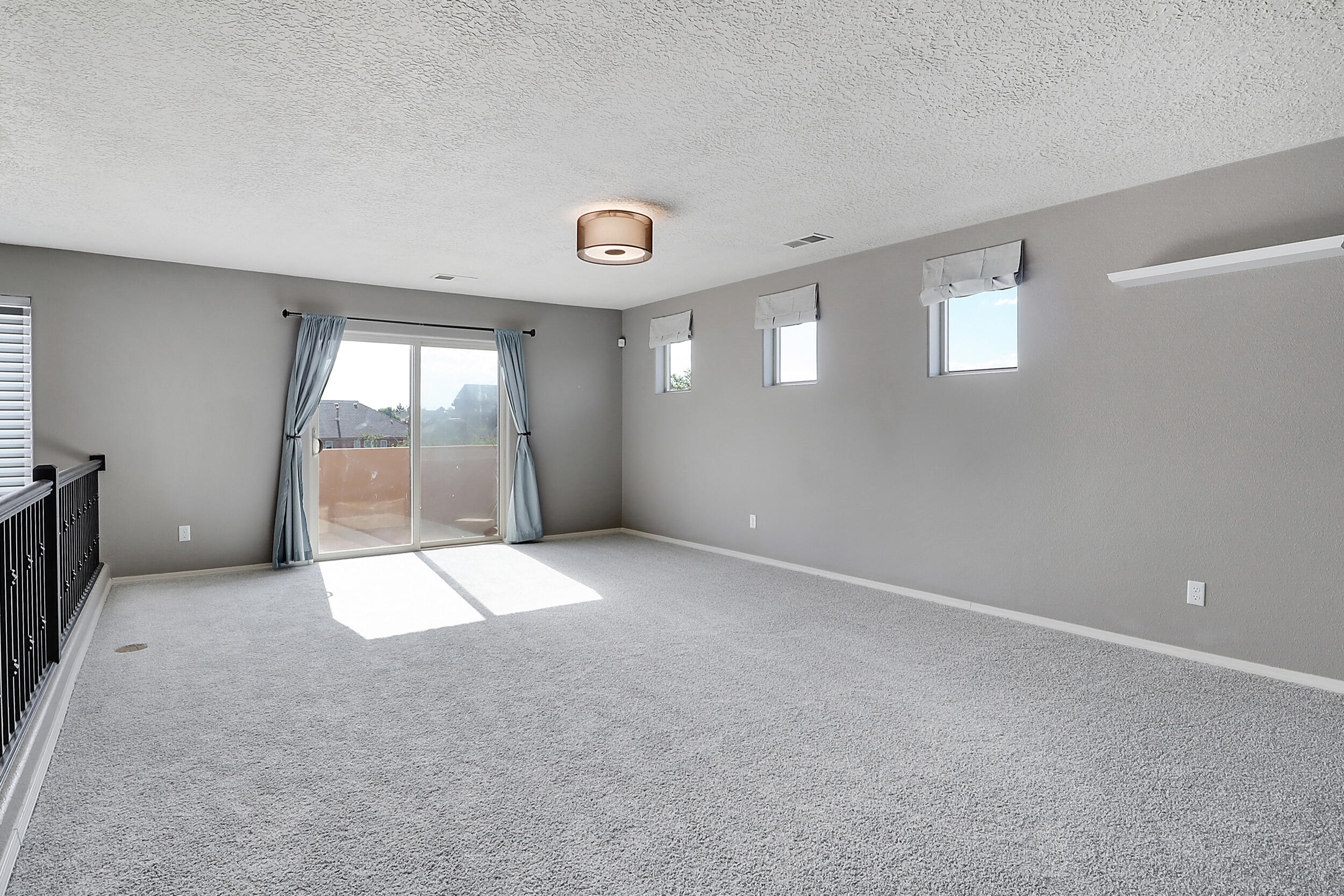 1729 Vista De Colinas Drive, Rio Rancho, New Mexico image 32