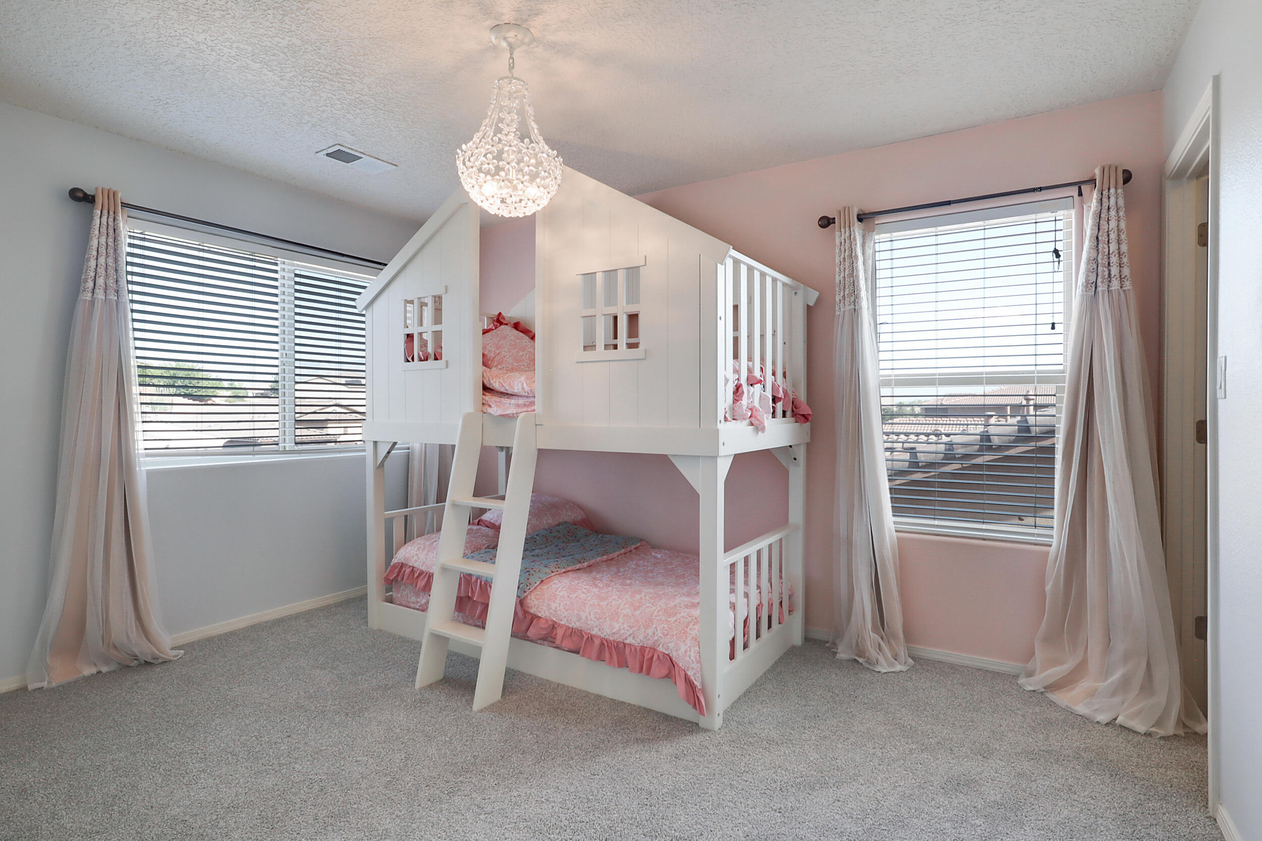 1729 Vista De Colinas Drive, Rio Rancho, New Mexico image 46