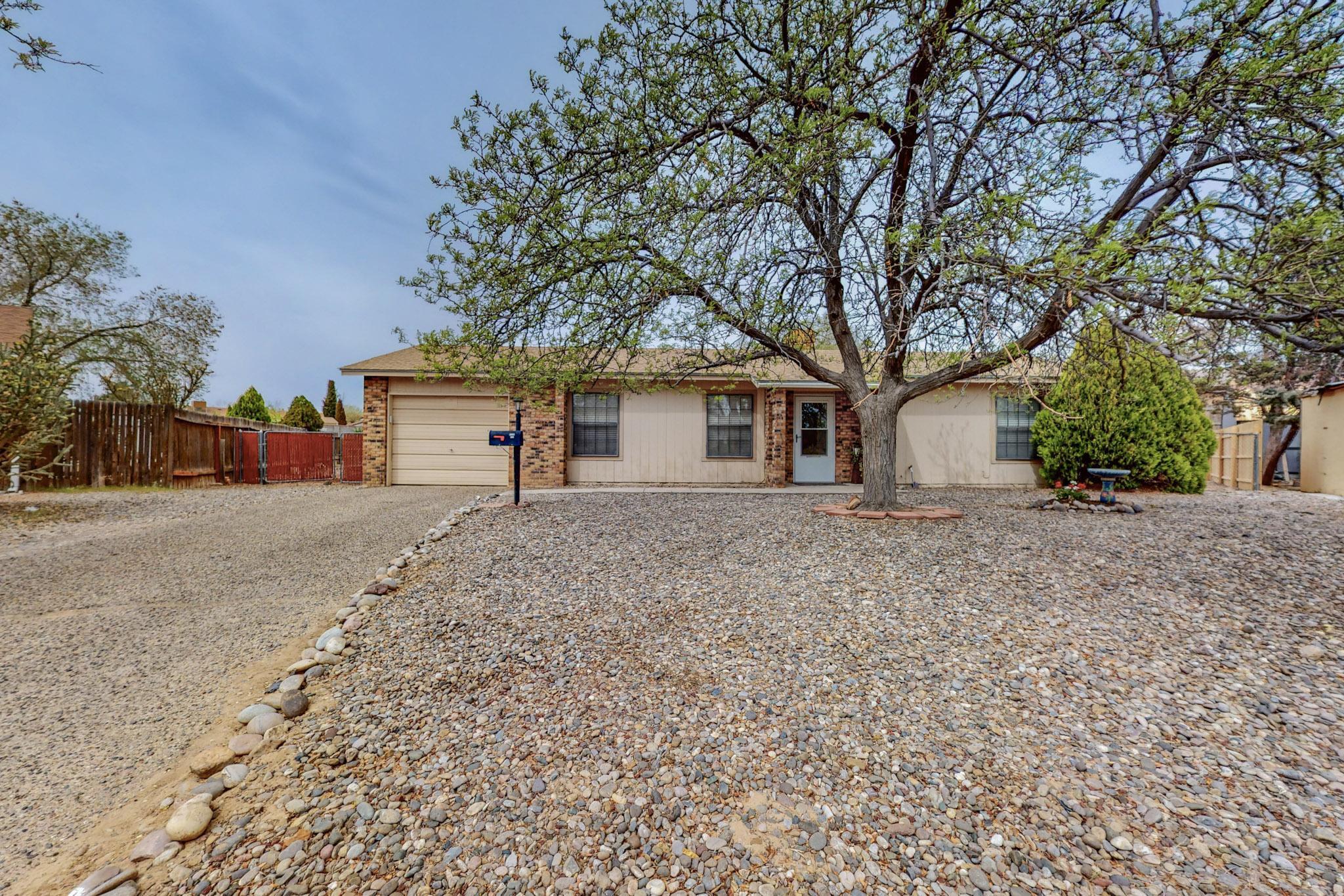 1351 Algodones Court, Rio Rancho, New Mexico image 2