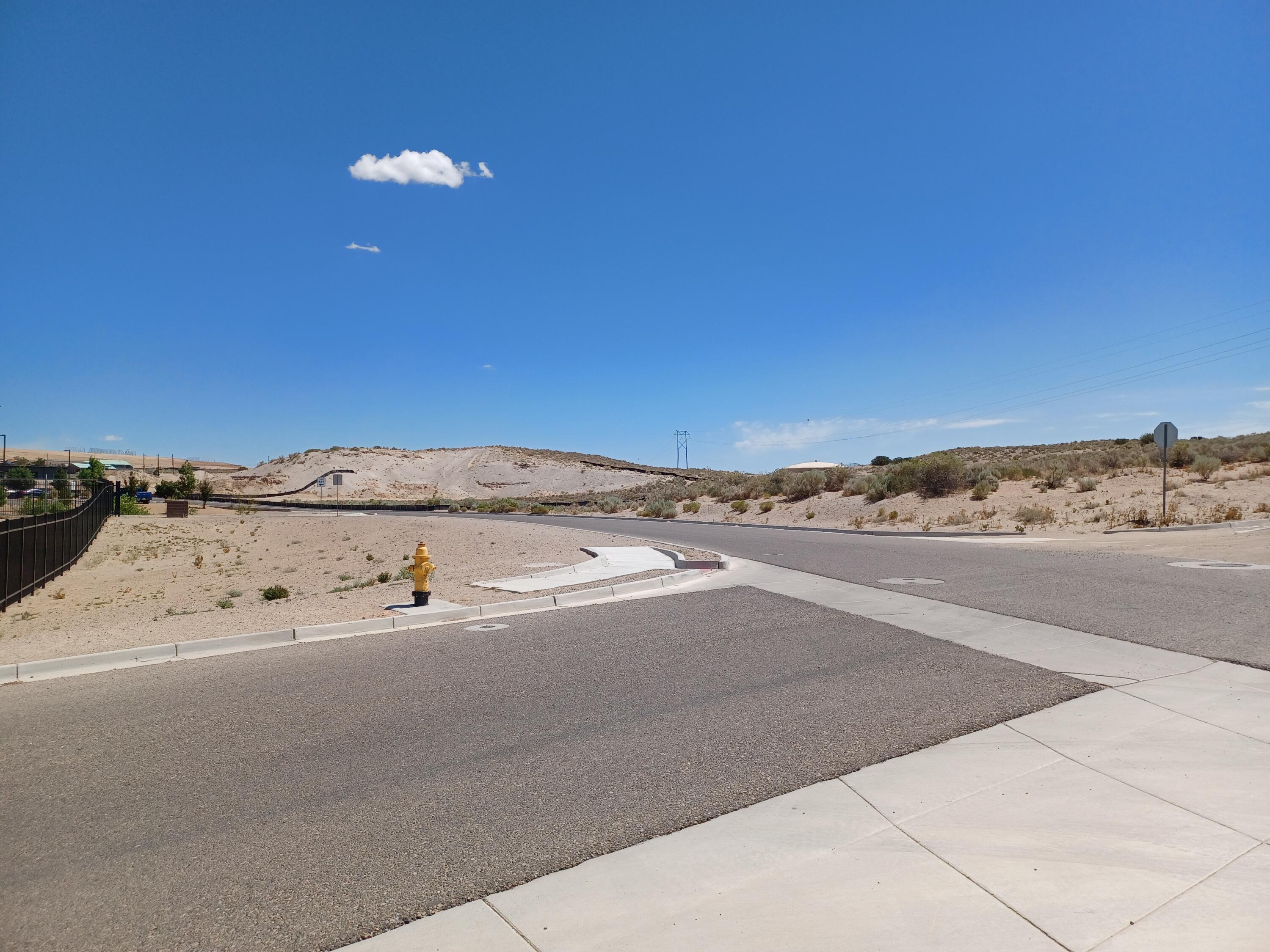 Stapleton Avenue, Rio Rancho, New Mexico image 2