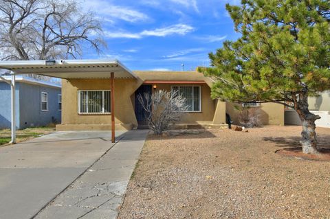 821 Madeira Drive SE Albuquerque NM 87108