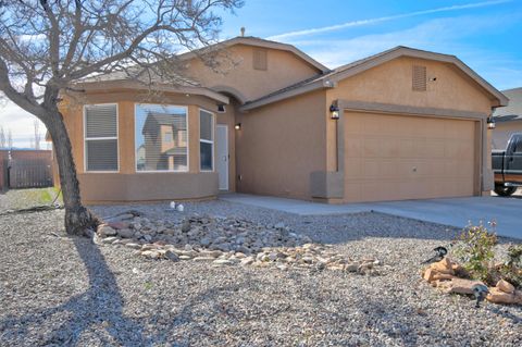 Photo of 76 Avenida Jardin, Los Lunas, NM 87031 (MLS # 1099366)