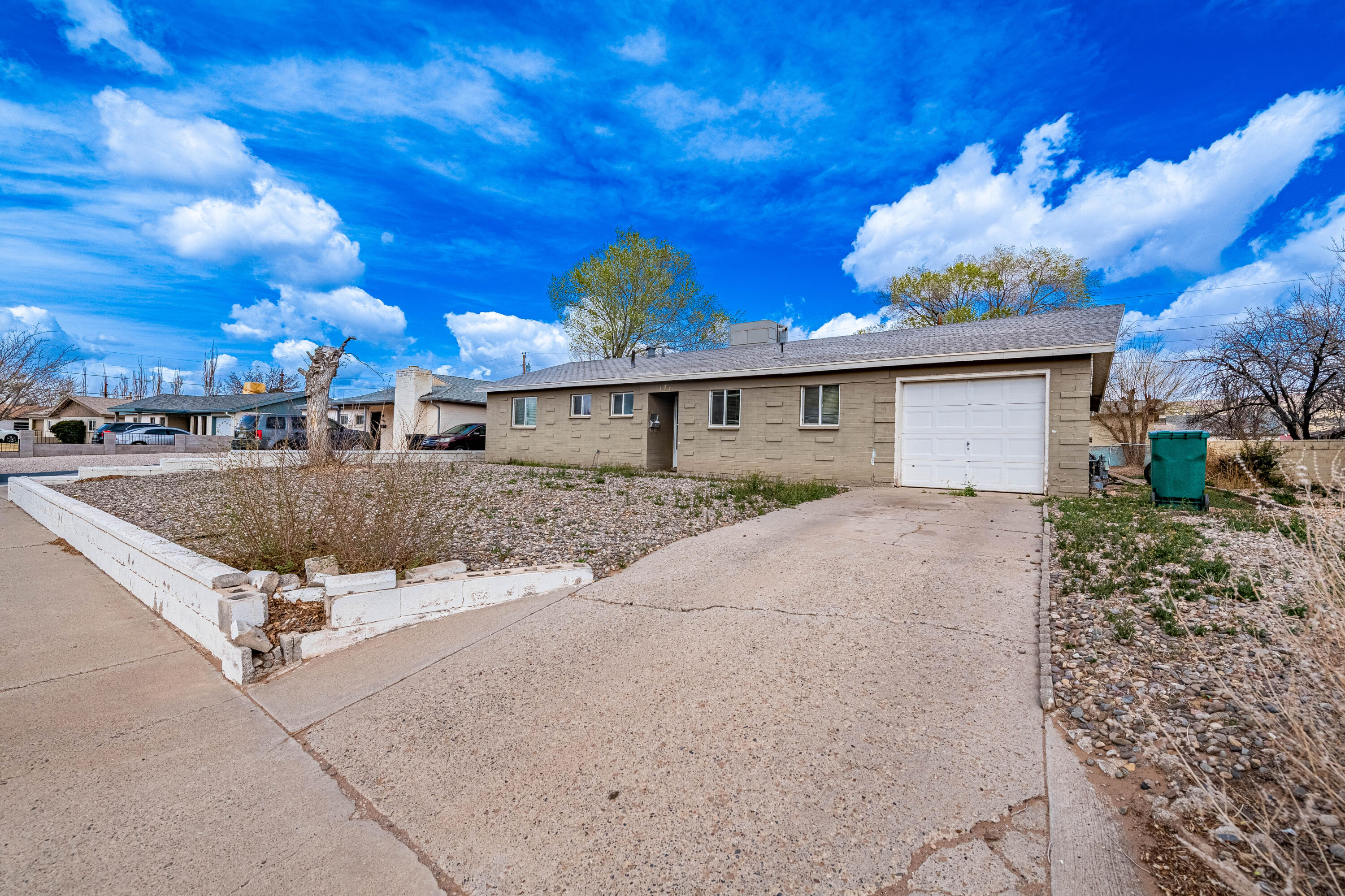 1324 Dona Avenue, Grants, New Mexico image 2