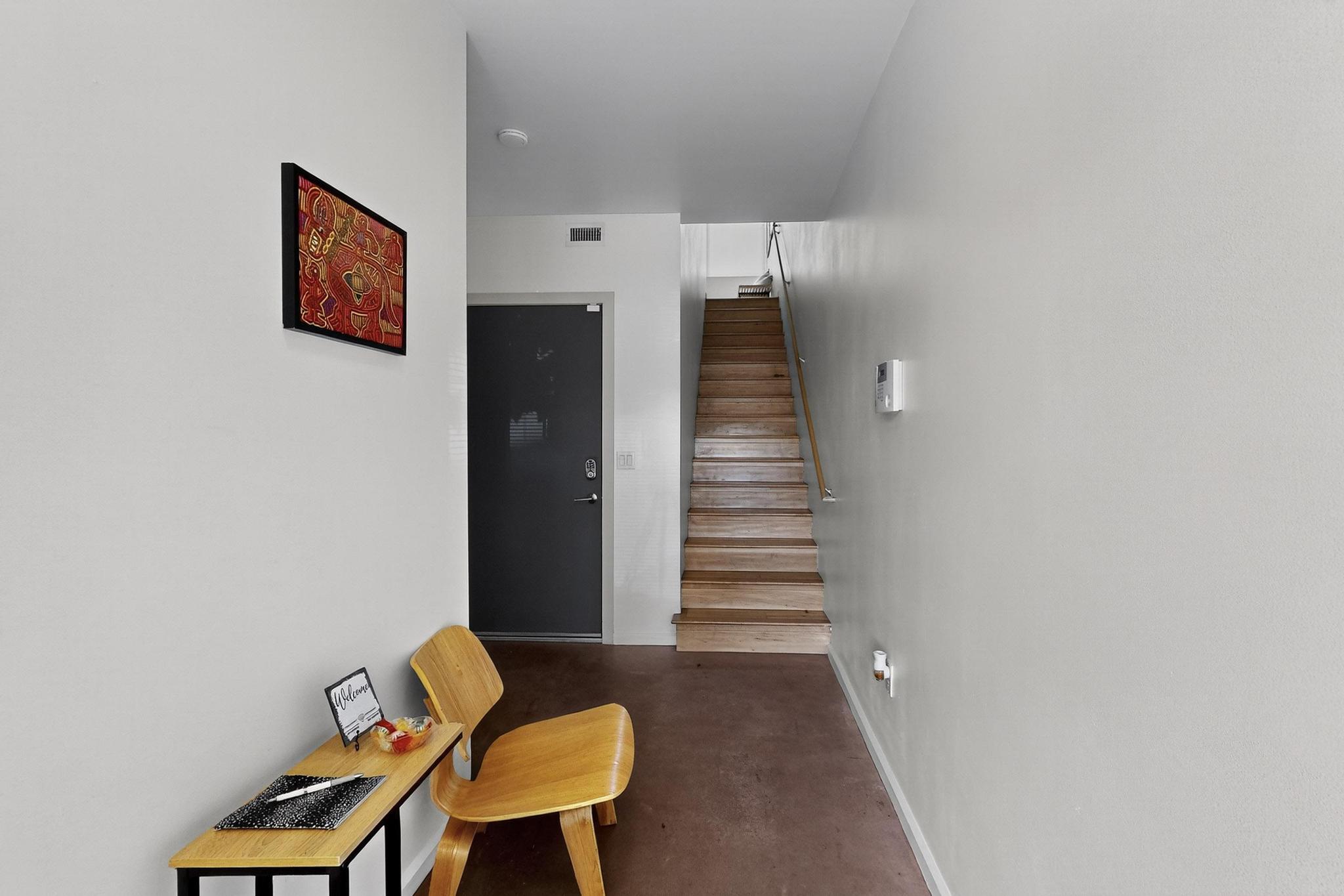 343 Platinum Street SW