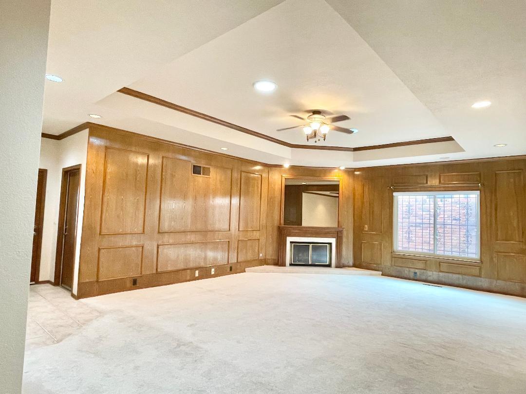 9214 Admiral Lowell Place NE