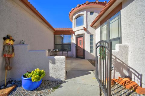 Photo of 865 Loma Pinon Loop, Rio Rancho, NM 87144 (MLS # 1094908)