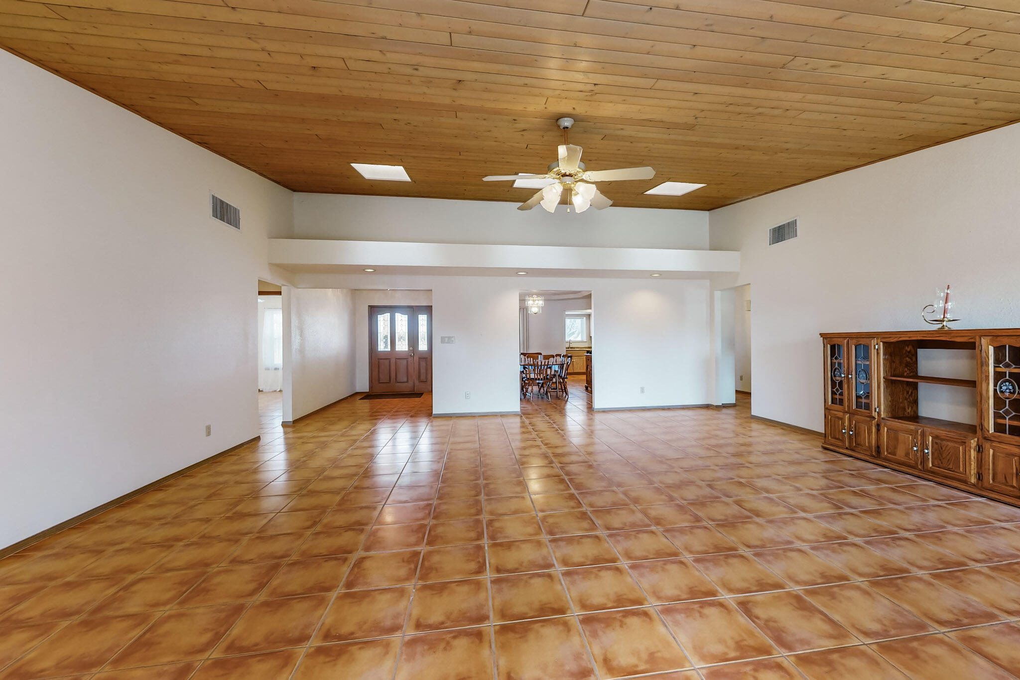 1075 Mcnew Lane, Bosque Farms, New Mexico image 11