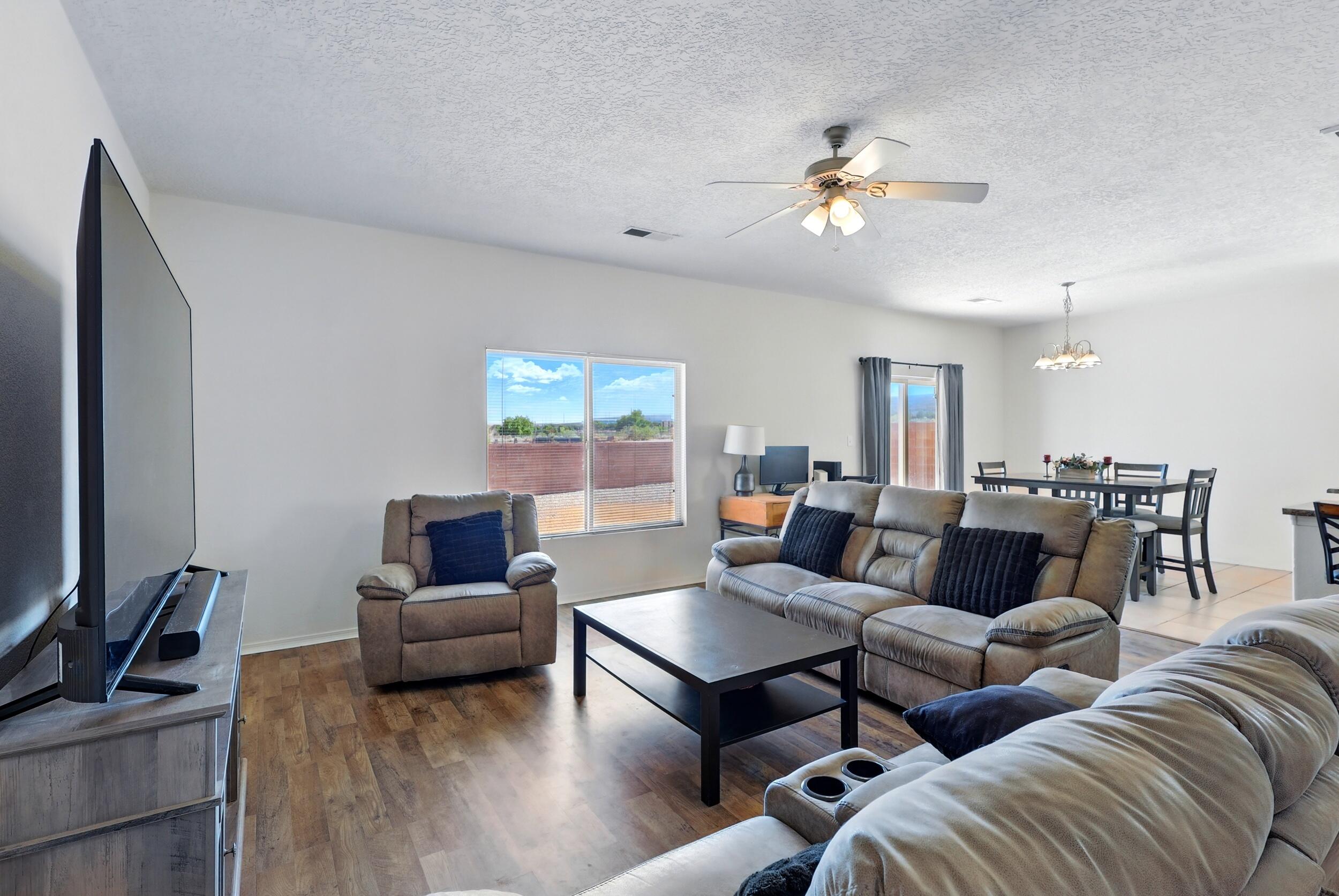 10016 Rio Canon Avenue, Albuquerque, New Mexico image 4