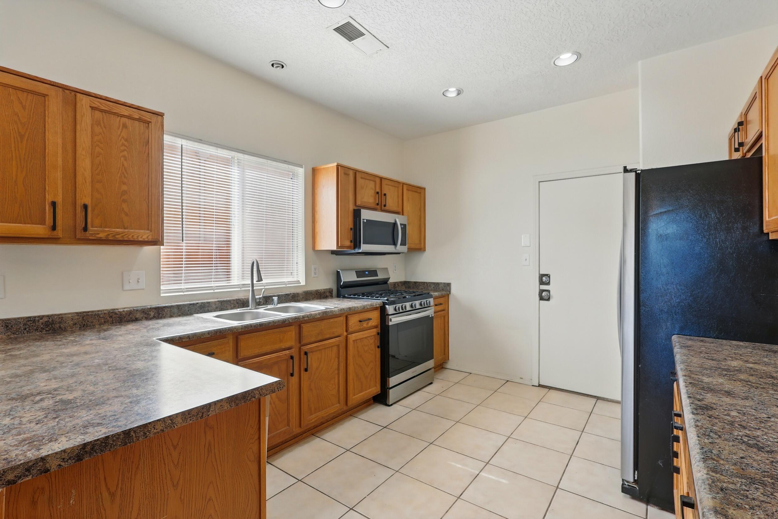 10016 Rio Canon Avenue, Albuquerque, New Mexico image 10