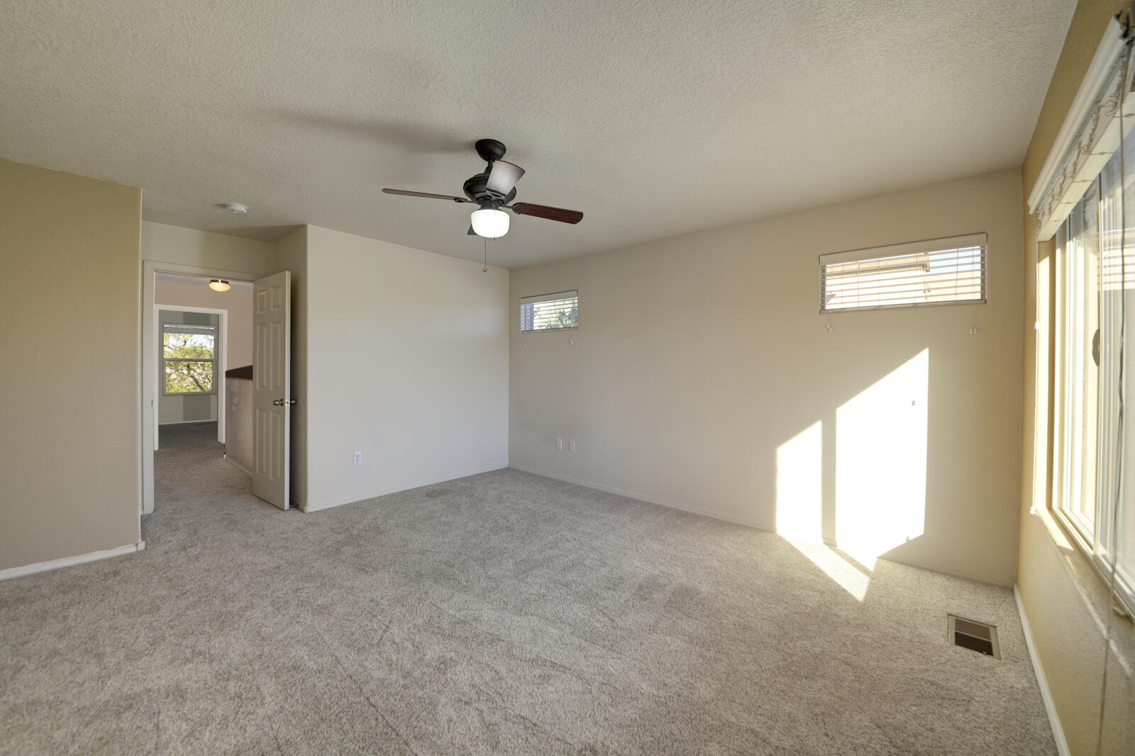 2147 Cortina Loop, Rio Rancho, New Mexico image 18