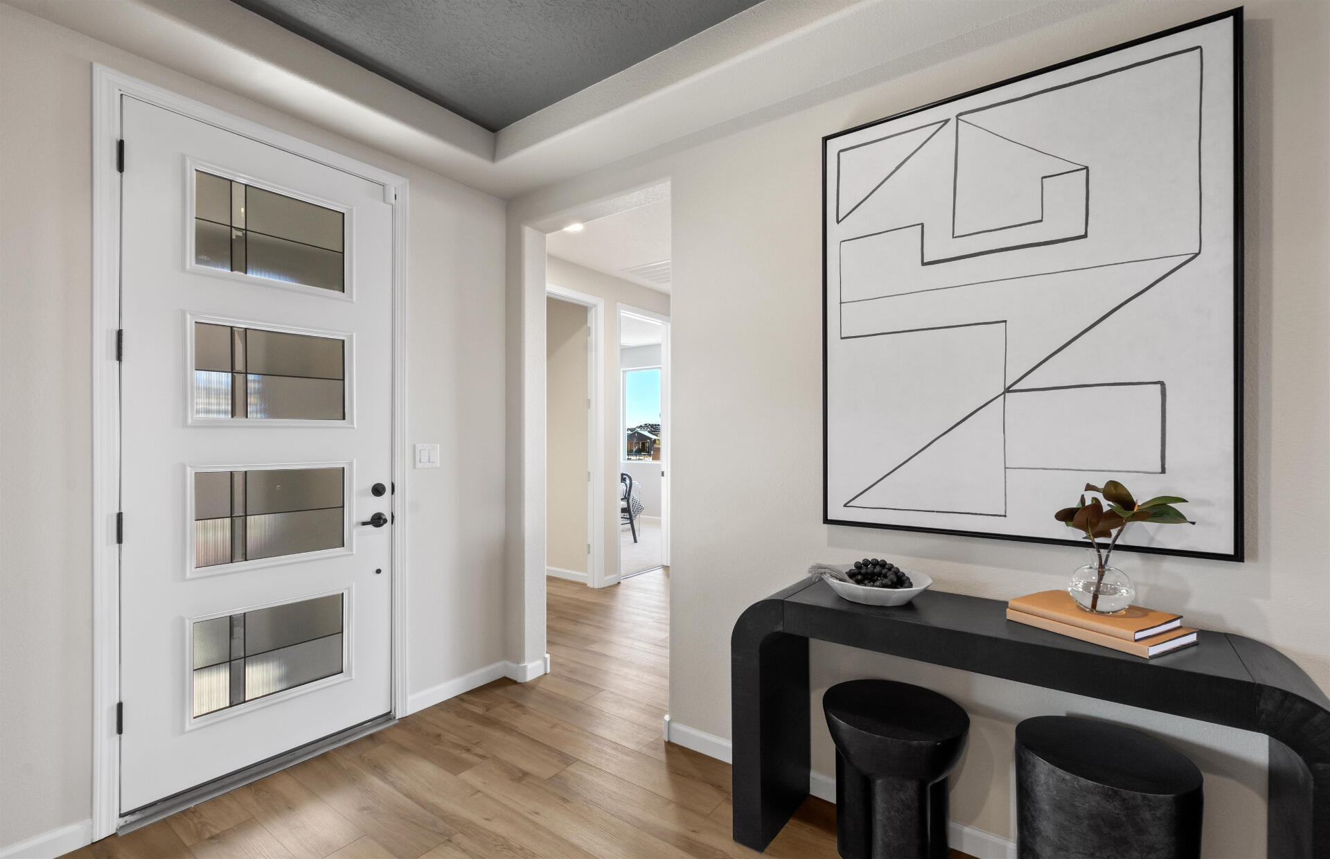 604 Amatista Loop SE