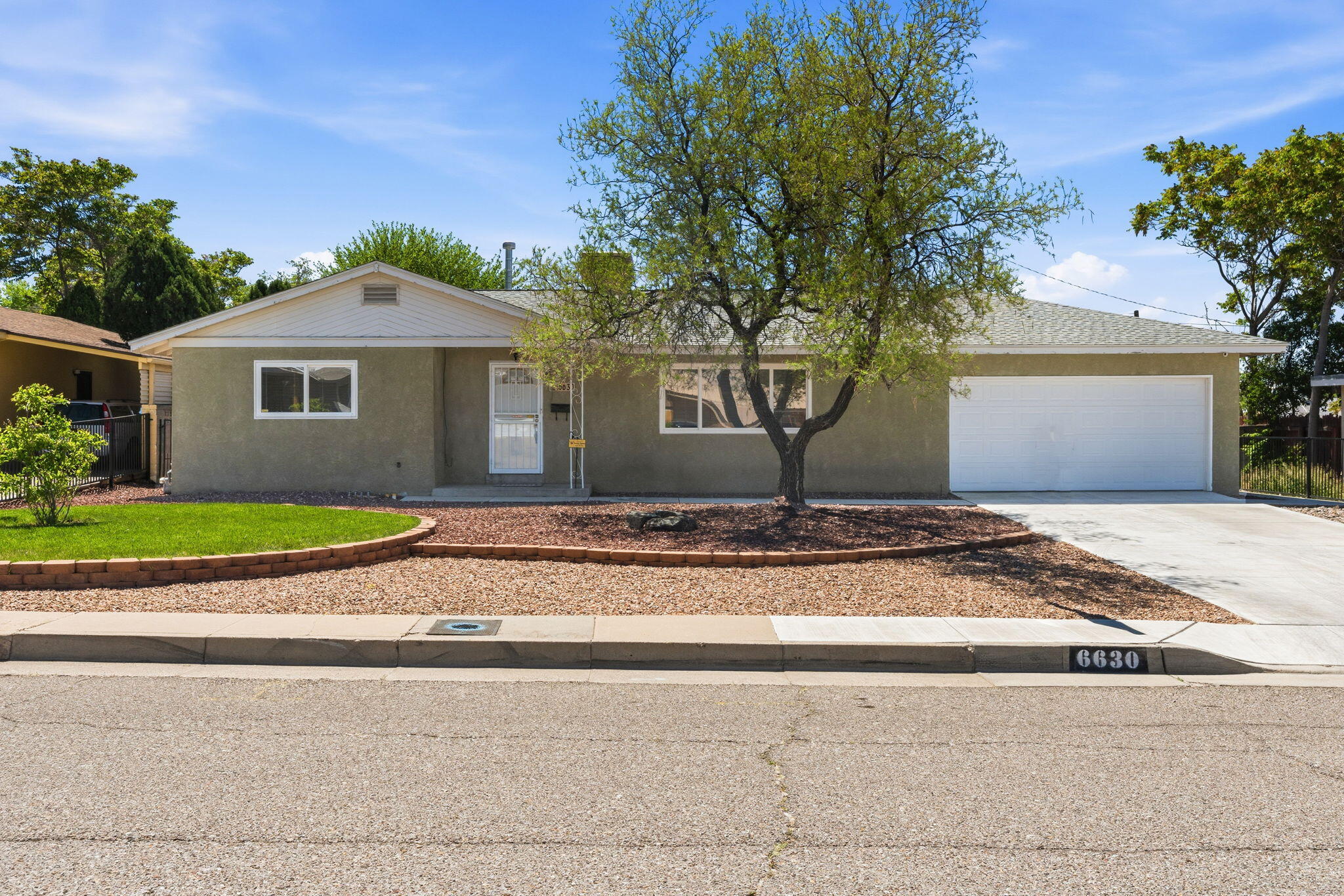 6630 Mossman Place NE