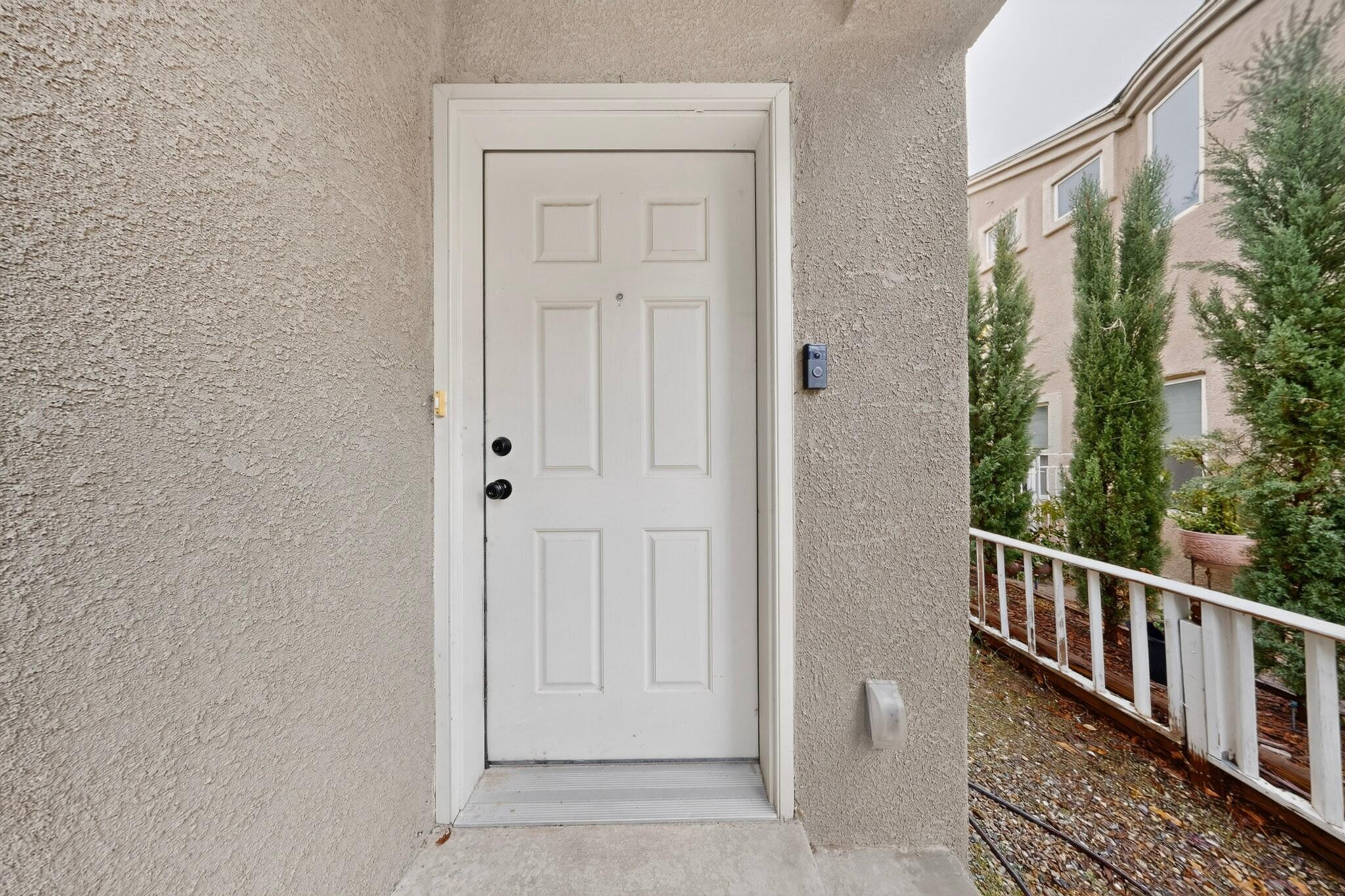 709 Los Viejos Drive SW