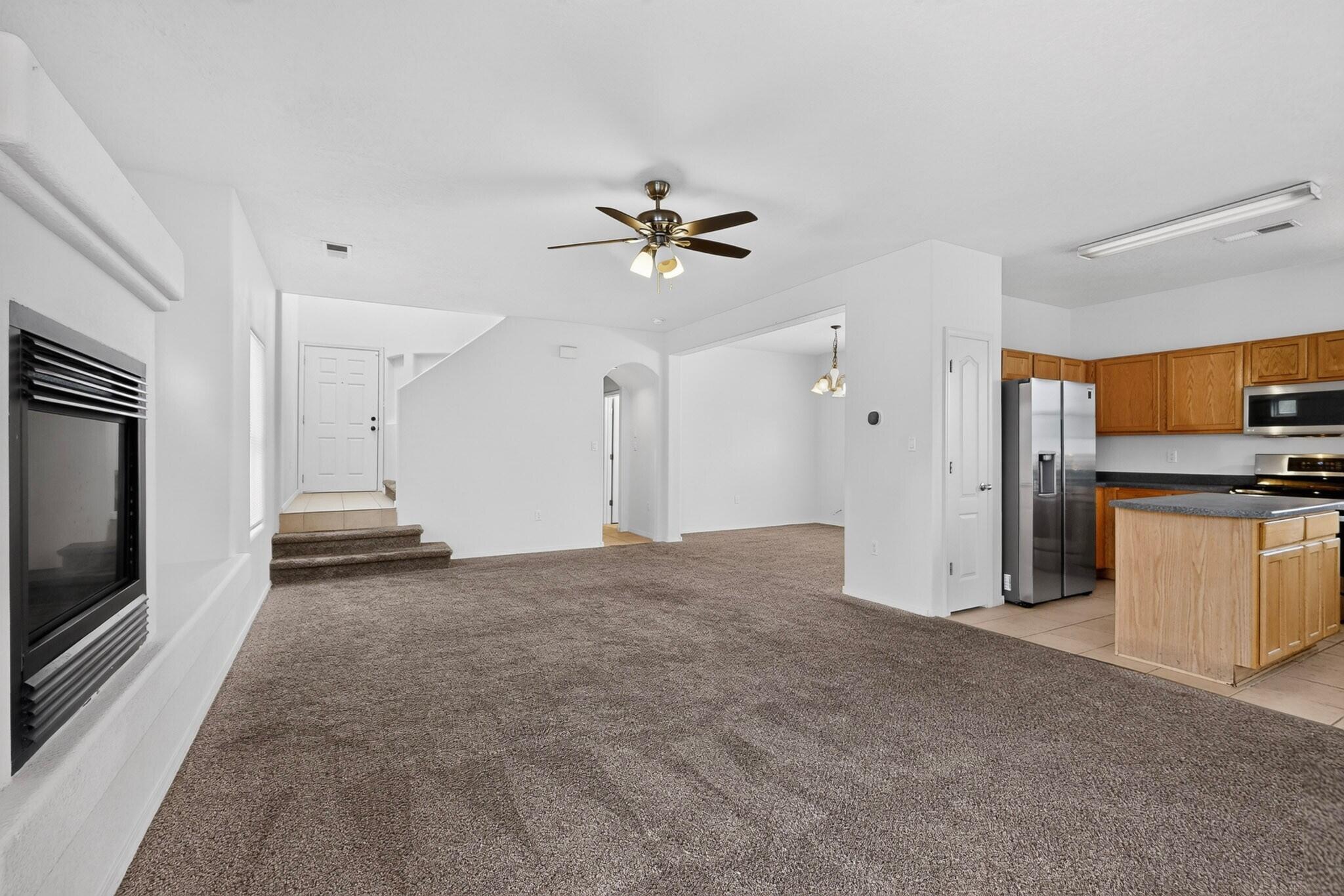 709 Los Viejos Drive SW