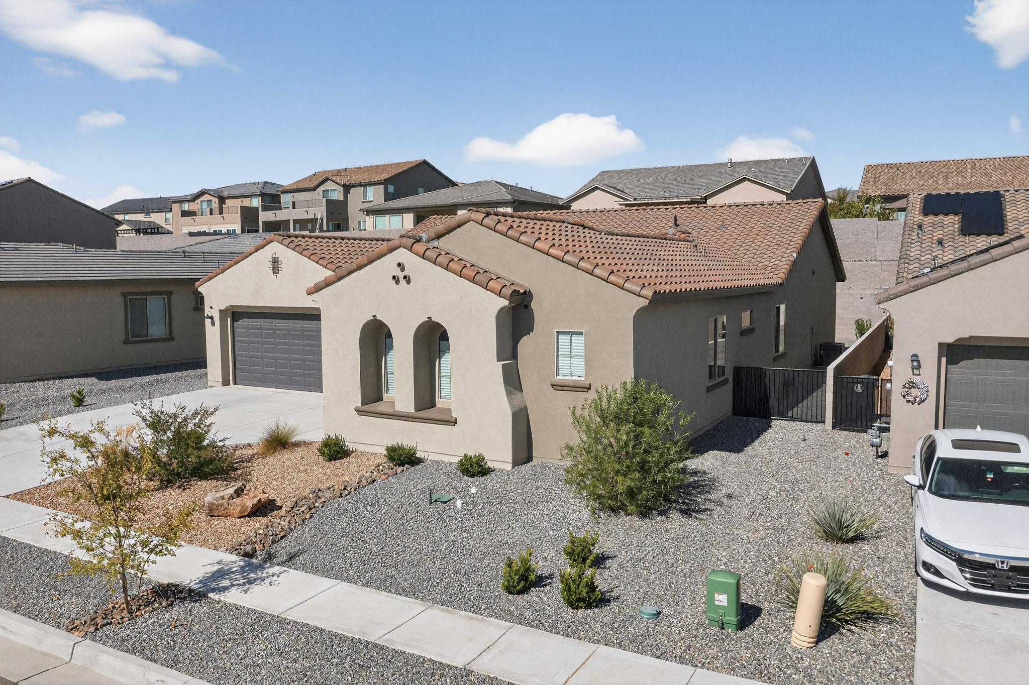 1715 Deer Valley Trail NW
