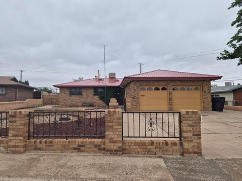 Homes For Sale - 3804 Hilton Avenue<br/> Bernalillo County, Albuquerque, NM 87110