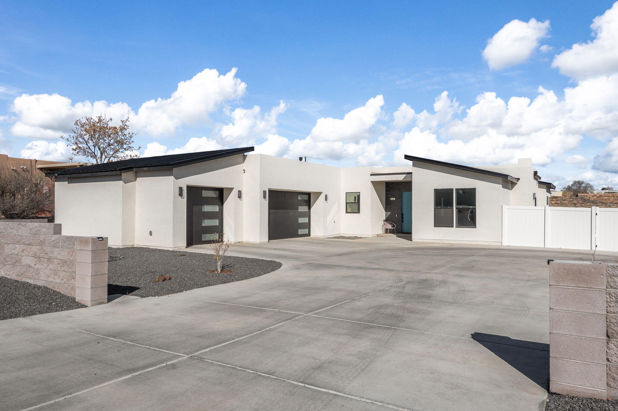 2541 Chessman Drive NE