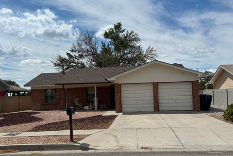 Homes For Sale - 7401 Mayflower Road<br/> Bernalillo County, Albuquerque, NM 87109