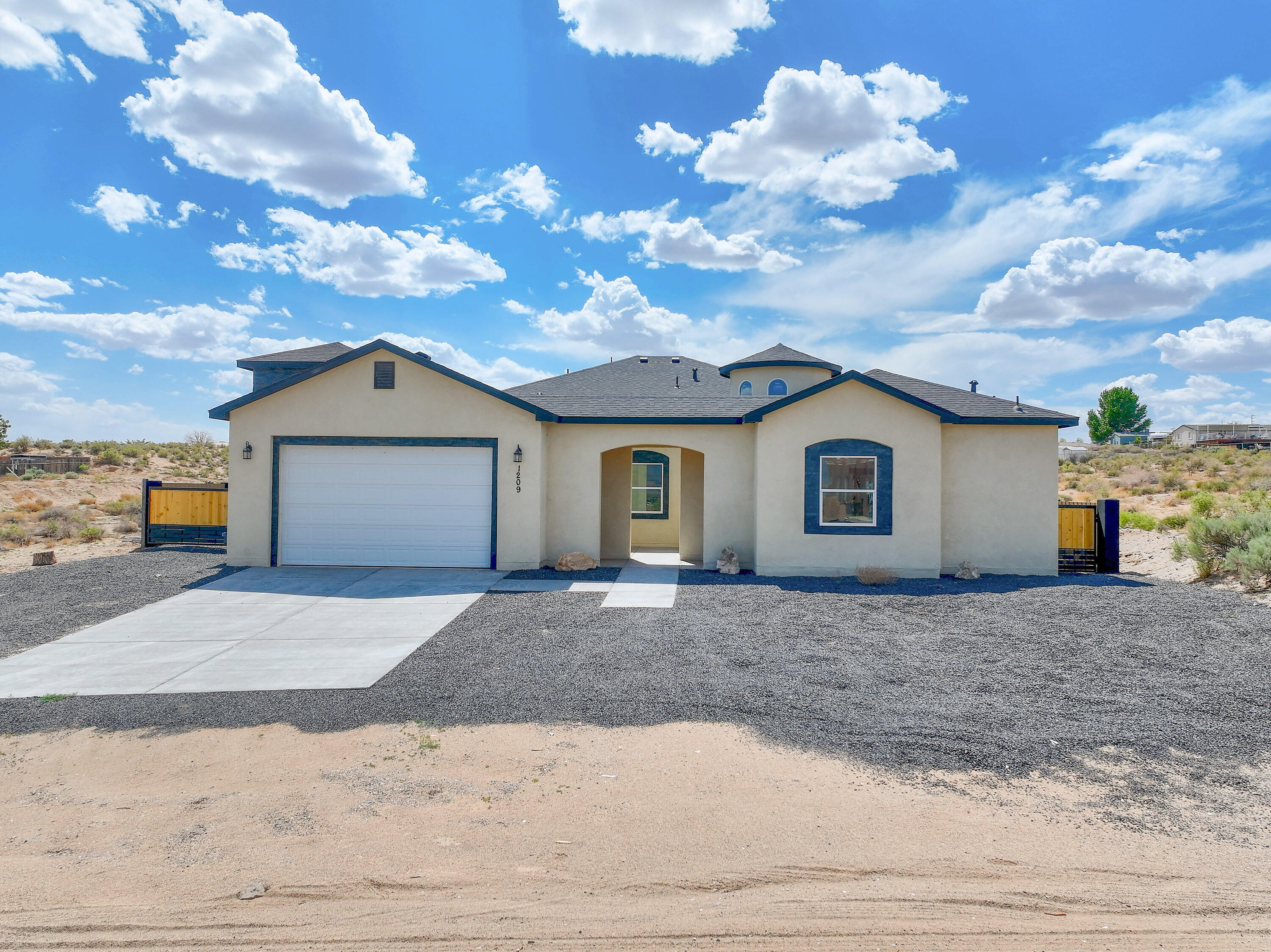 1209 11th Street, Rio Rancho, New Mexico image 3