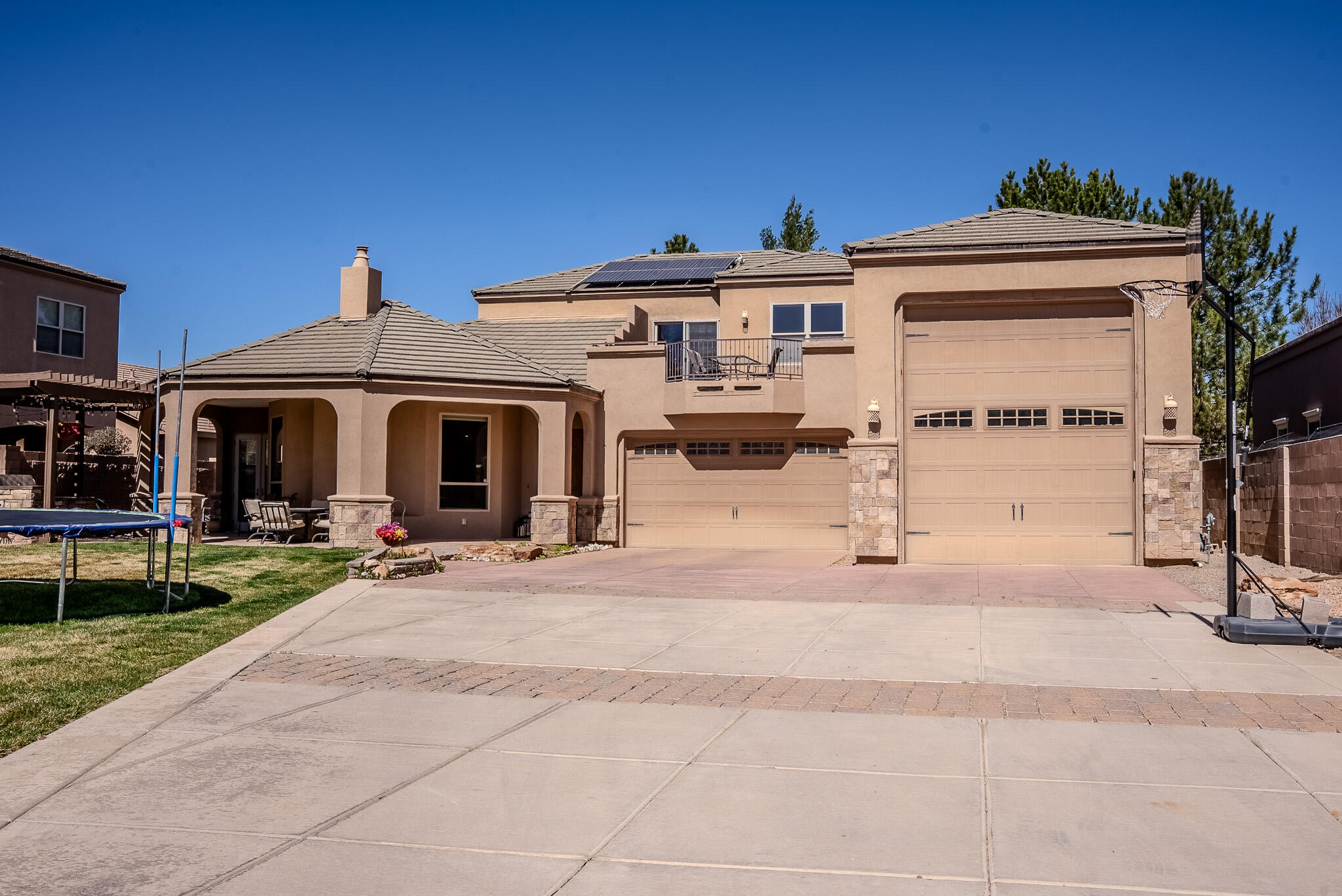 323 Nuevo Hacienda Lane NW