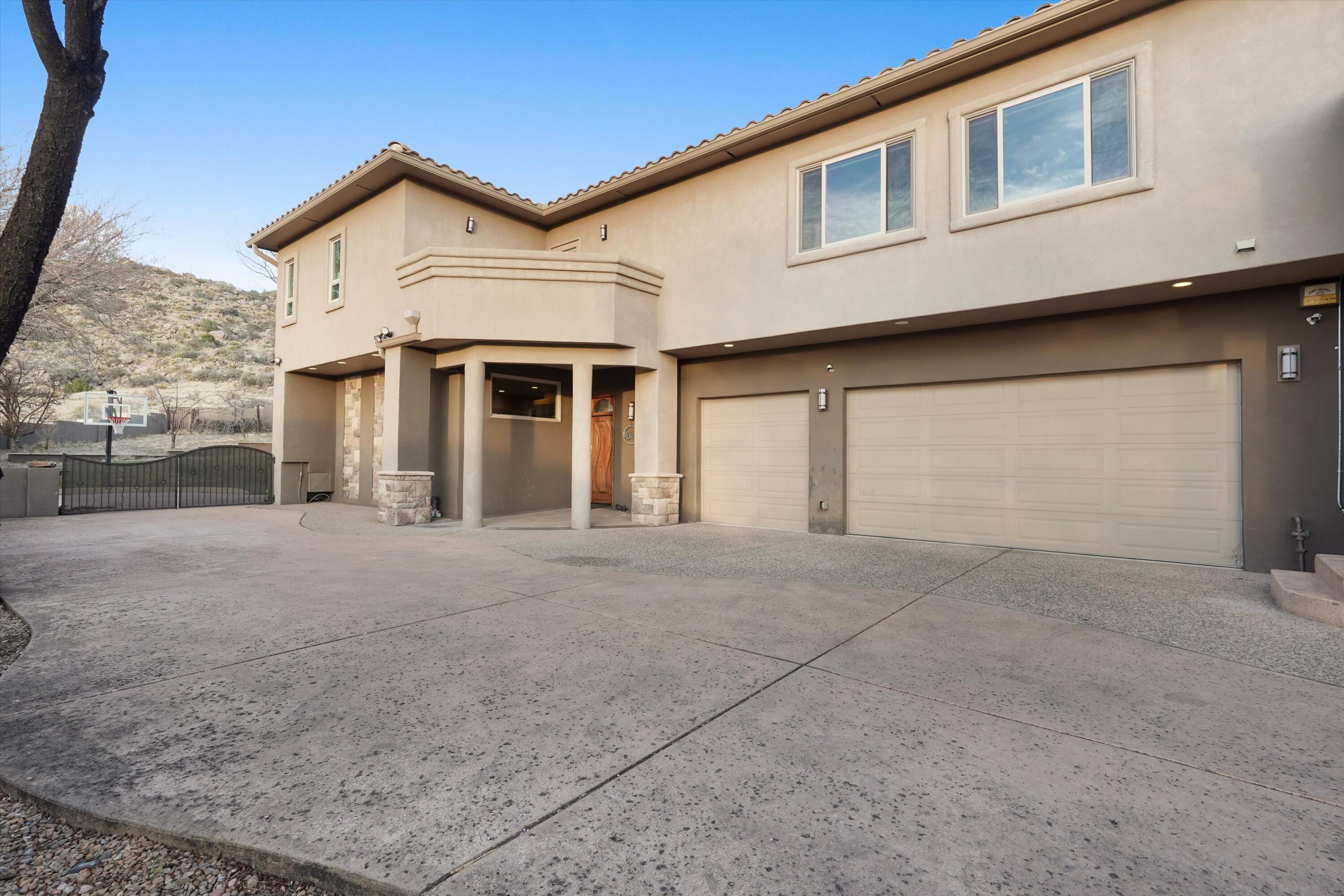 1524 Tejana Mesa Place NE