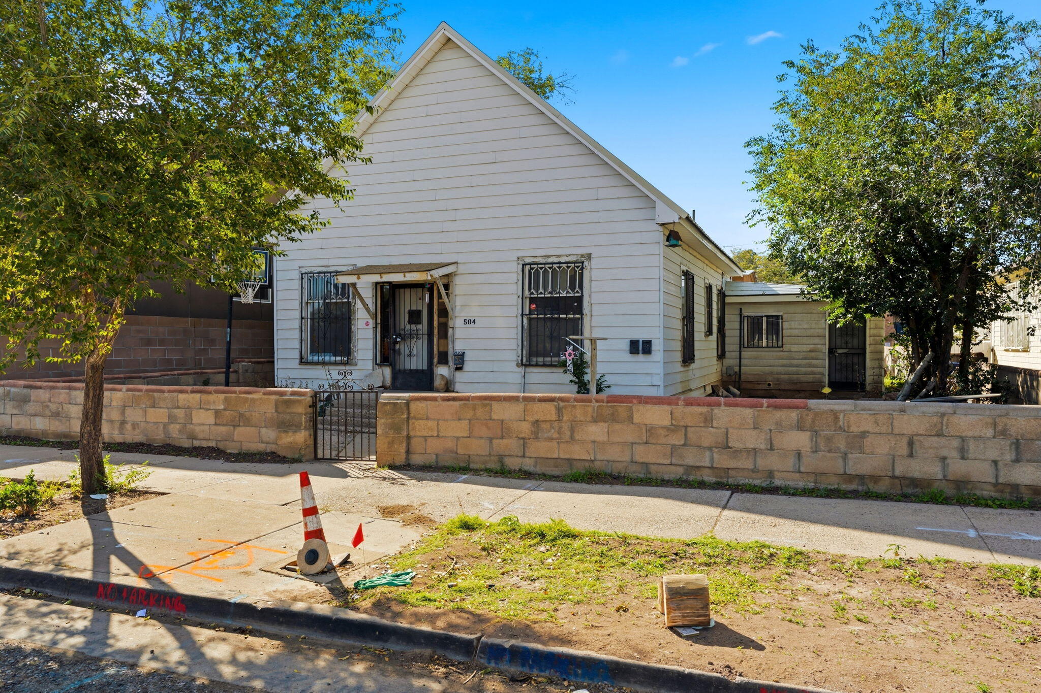 504 Marble Avenue NW