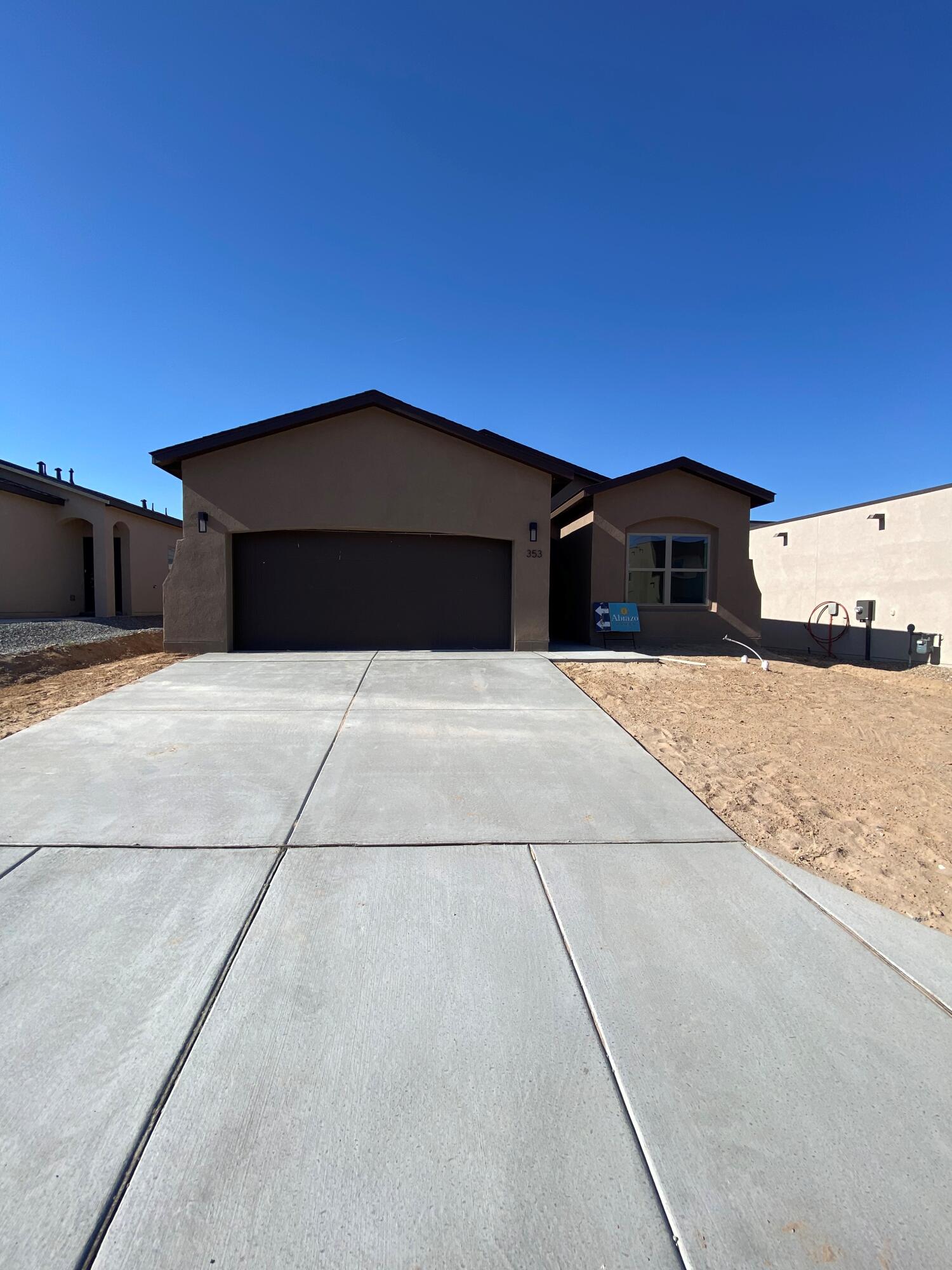 353 Wyatt Avenue, Los Lunas, New Mexico image 2