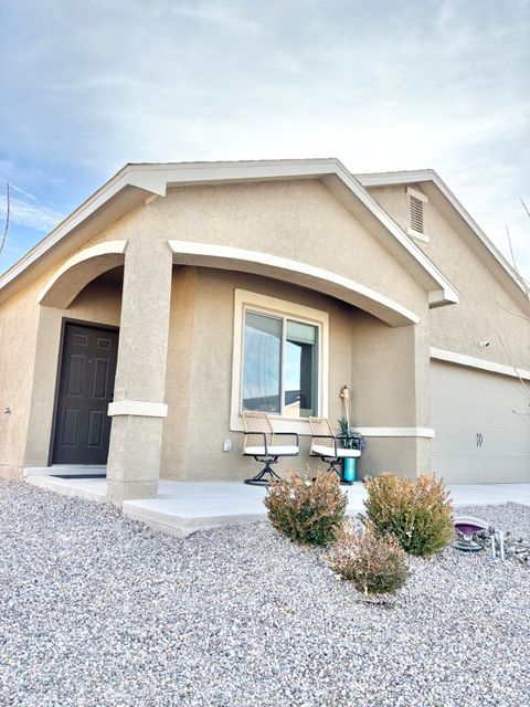 Photo of 3413 N Oregon Trail Road NE, Rio Rancho, NM 87144 (MLS # 1099357)