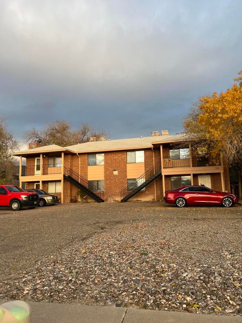 404 Western Skies Drive SE Albuquerque NM 87123