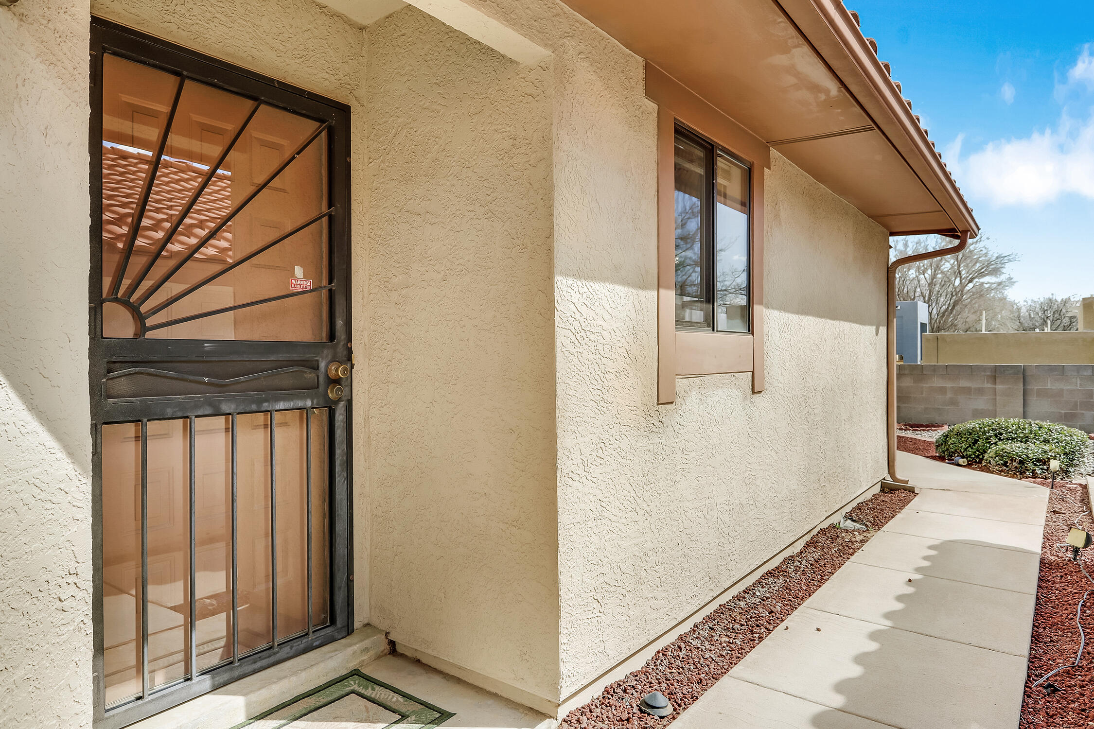 10326 Oso Redondo NE