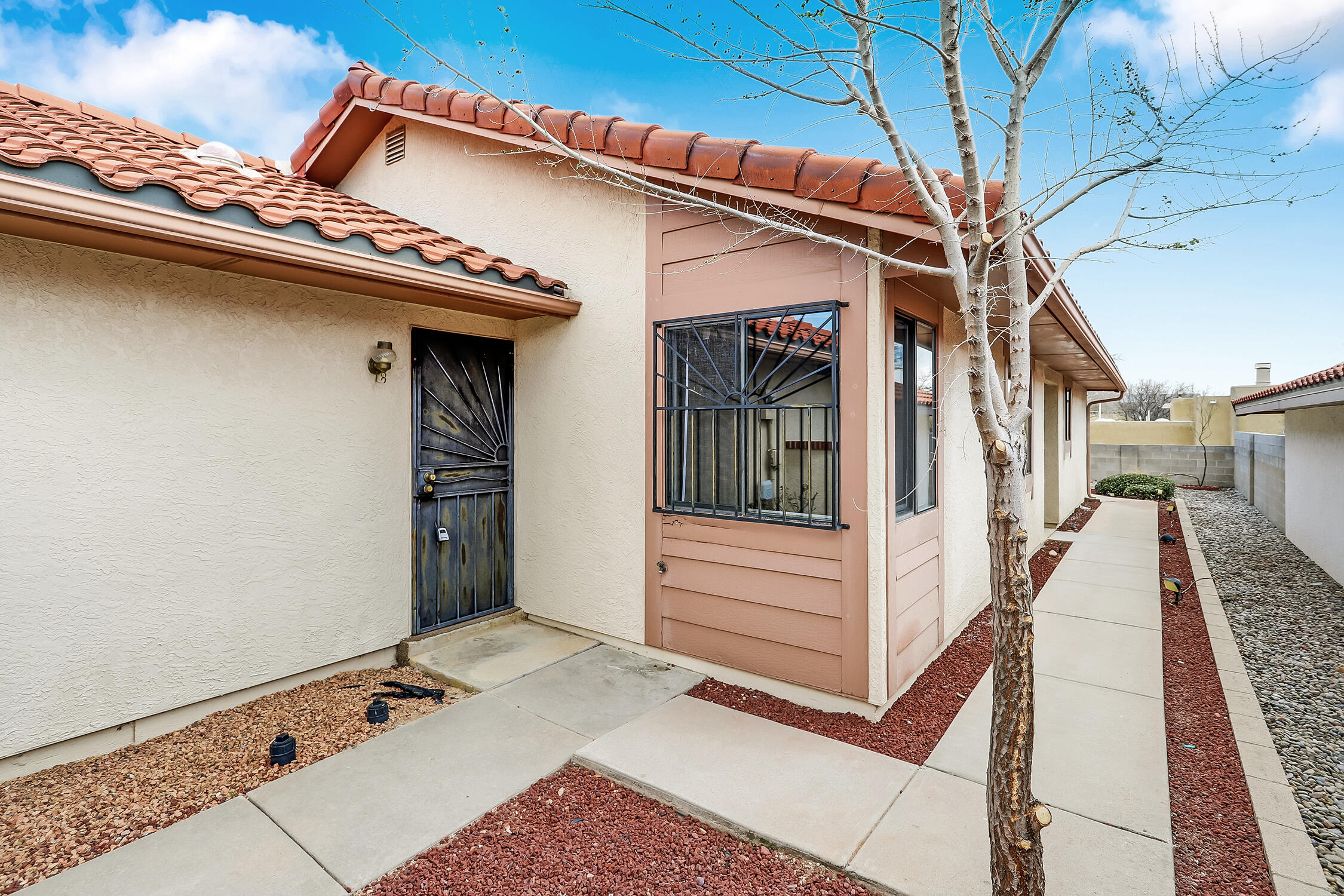 10326 Oso Redondo NE