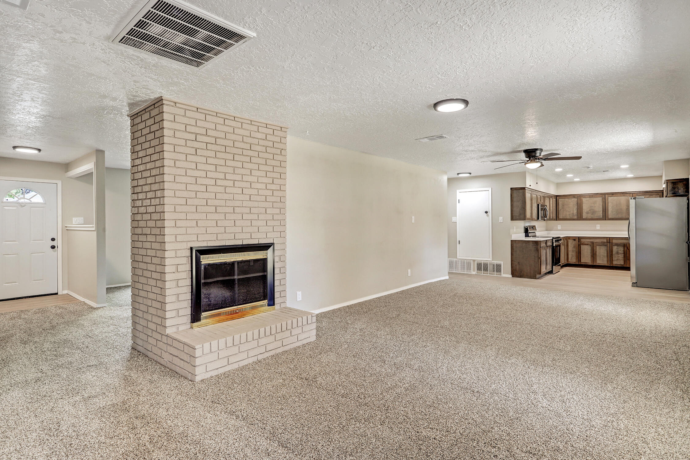 10408 Cielito Lindo NE