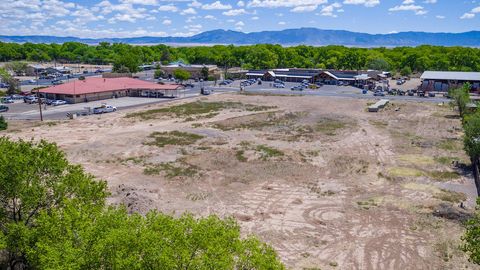 Carson Drive Los Lunas NM 87031