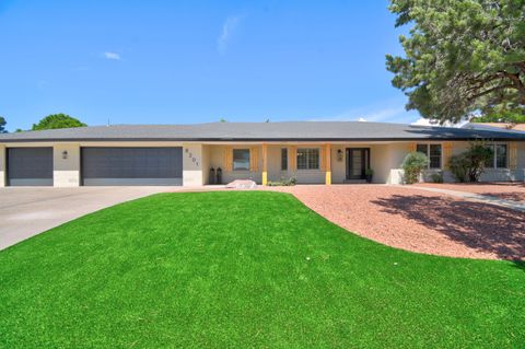 Photo of 8201 AVENIDA LA PRESTINA NE, Albuquerque, NM 87109 (MLS # 1091210)