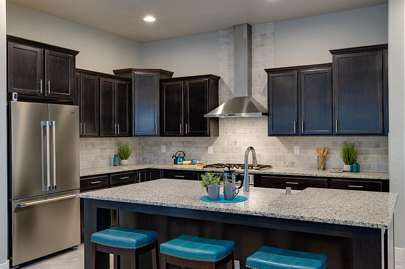 1008 Ontario Place NE