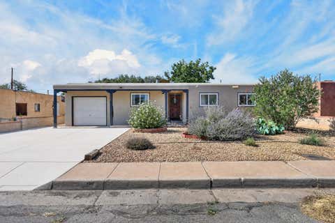 Photo of 2420 Iris Road NW, Albuquerque, NM 87104 (MLS # 1108907)