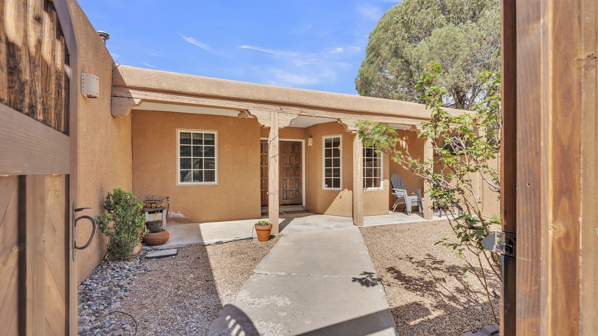 1037 Lawrence Drive NE