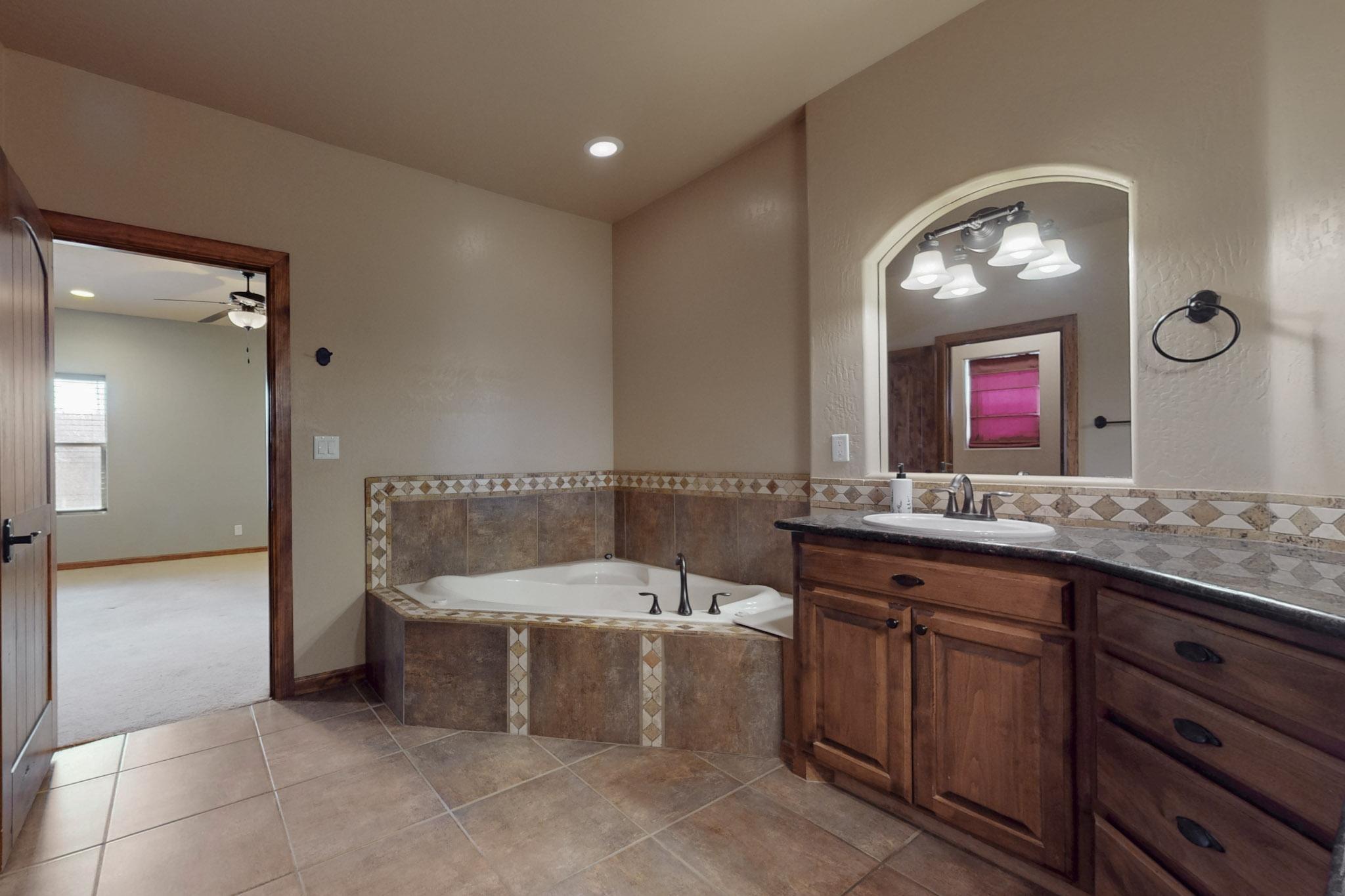 2403 Mountain Road, Albuquerque, New Mexico image 21