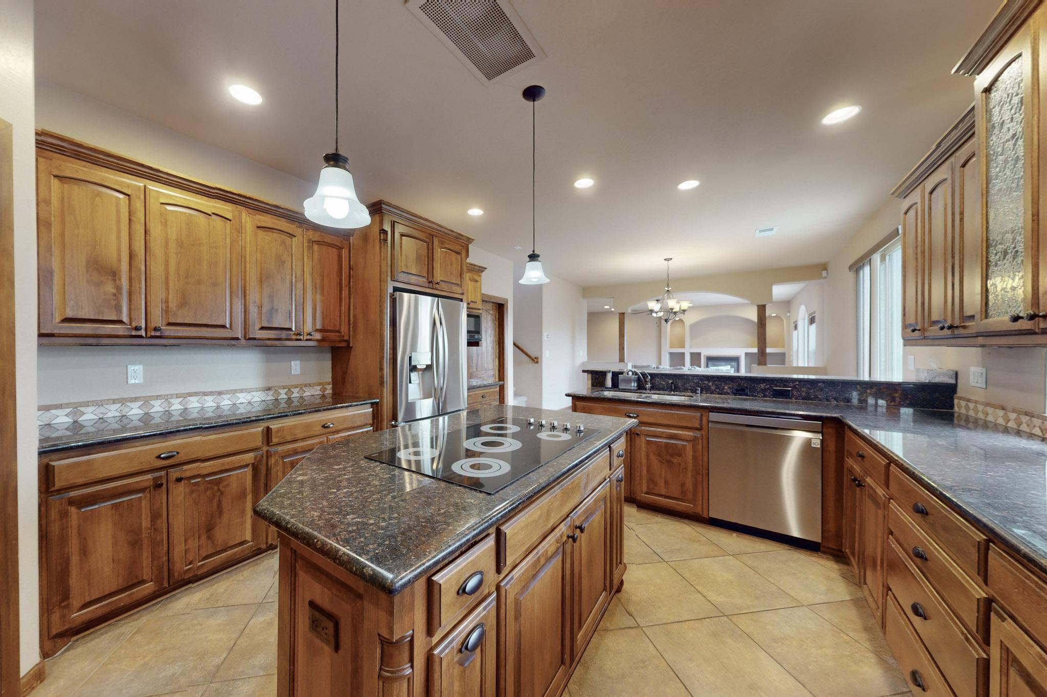 2403 Mountain Road, Albuquerque, New Mexico image 11