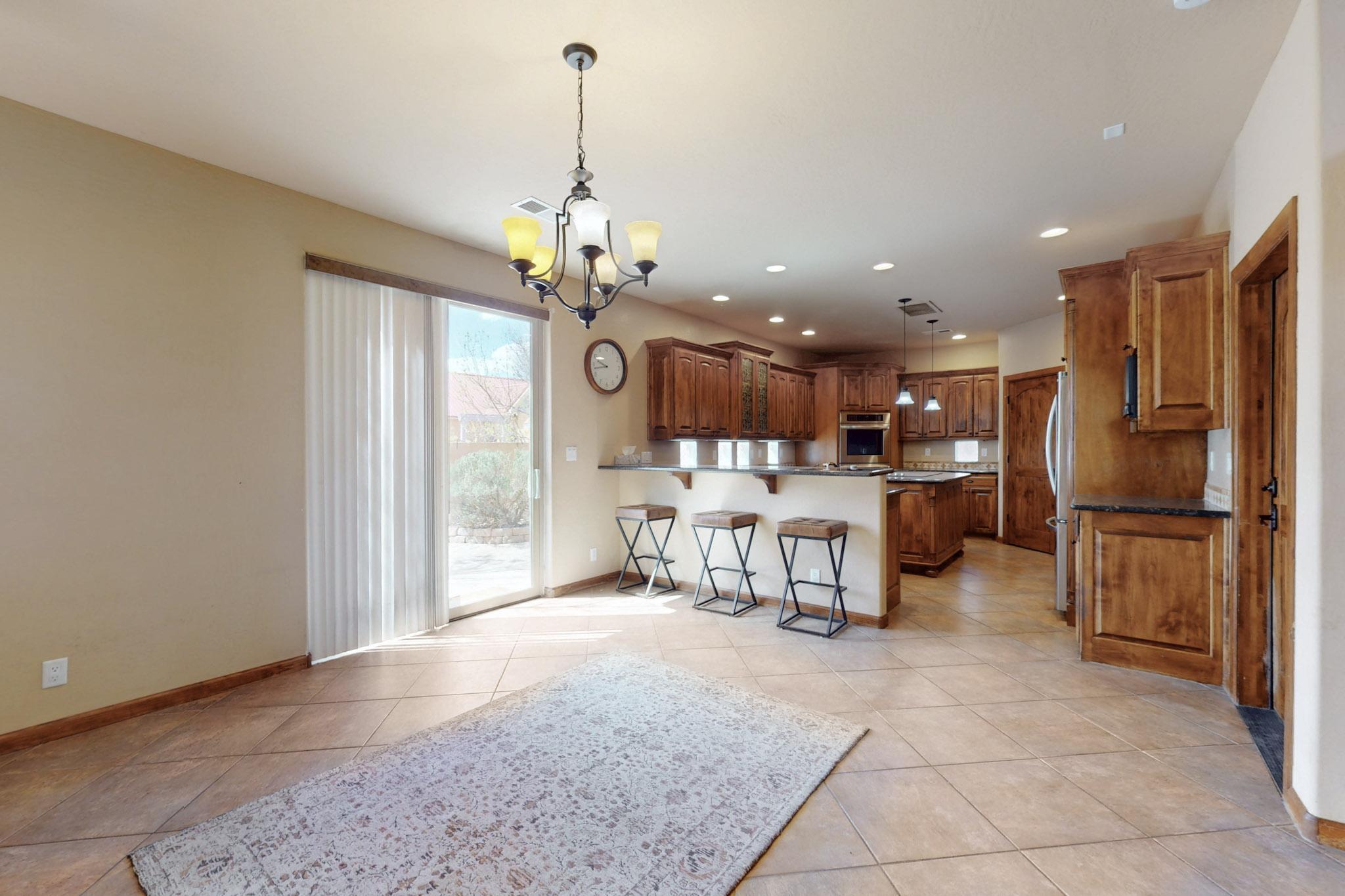 2403 Mountain Road, Albuquerque, New Mexico image 14