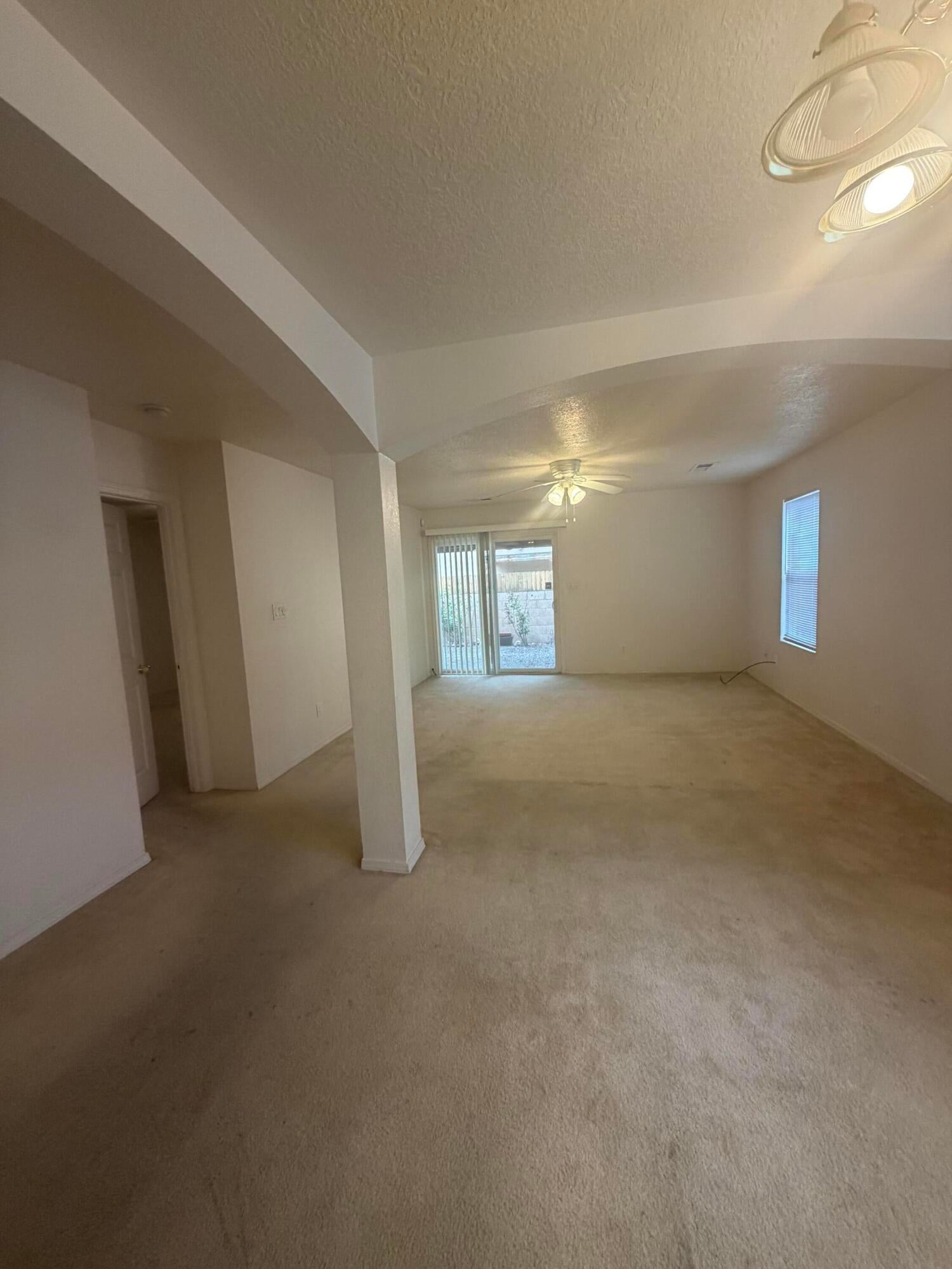 640 Ridgeside Trail SW