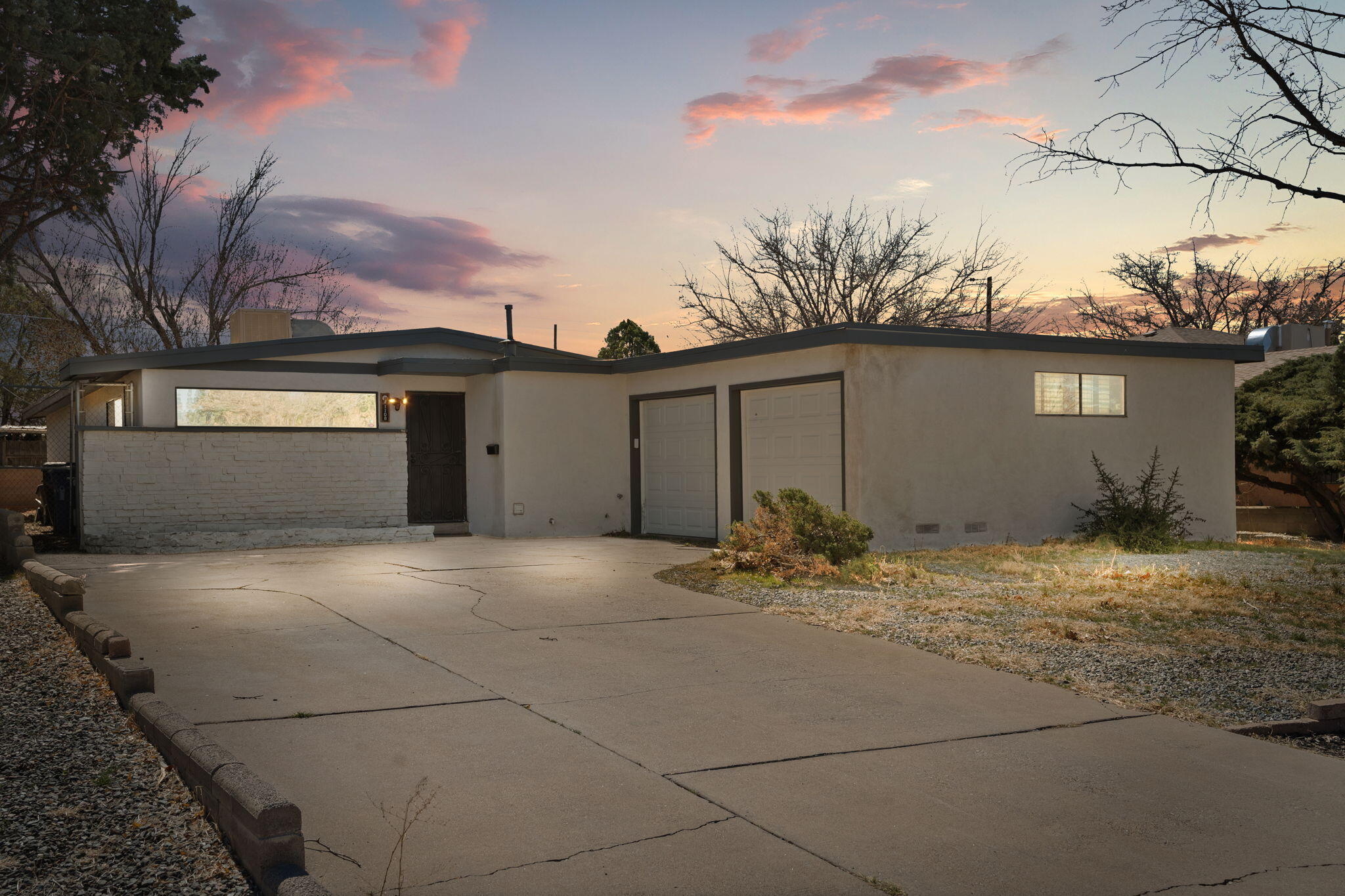 1108 Glorieta Street, Albuquerque, New Mexico image 1