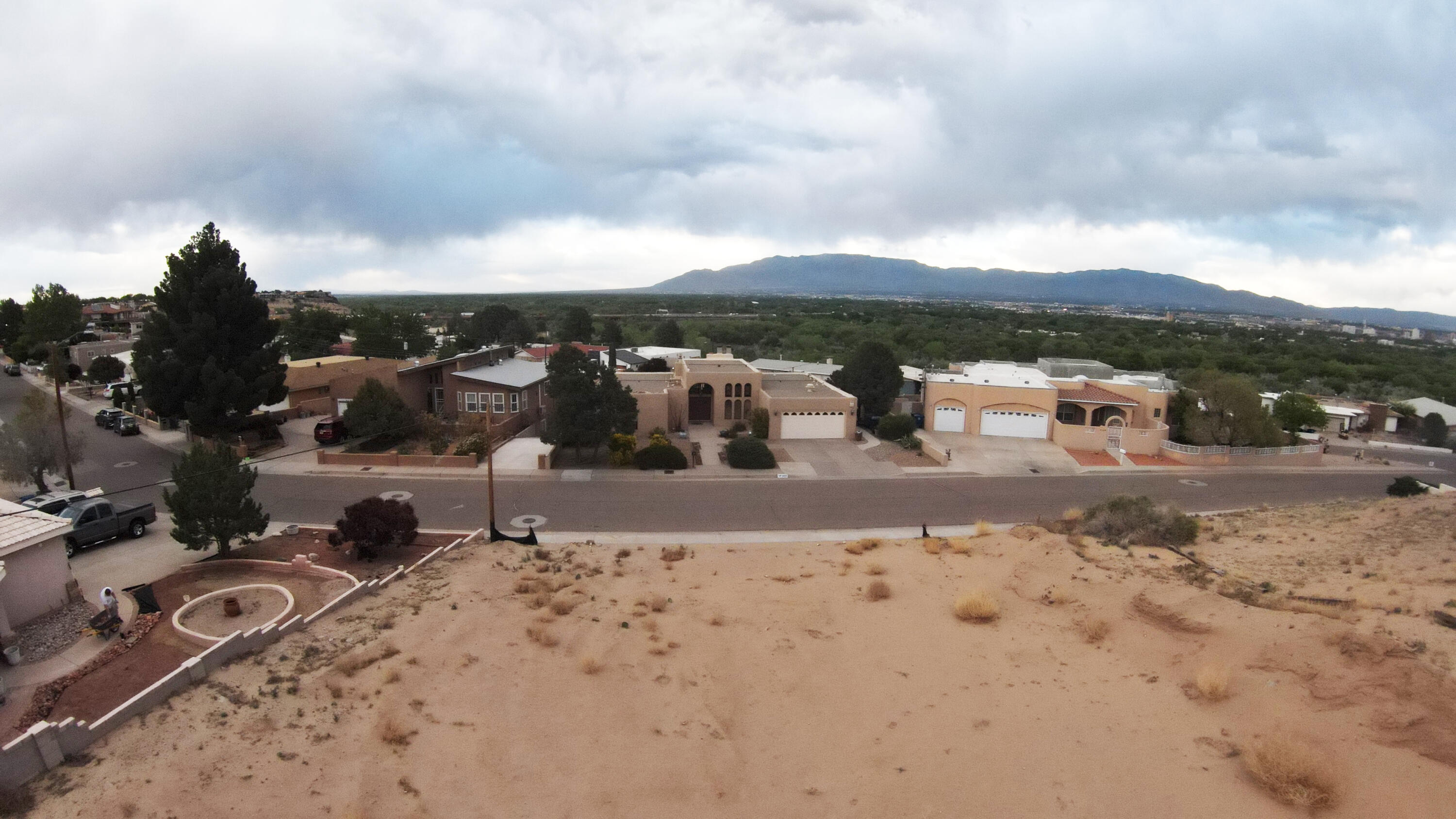1407 Crescent Drive, Albuquerque, New Mexico image 11