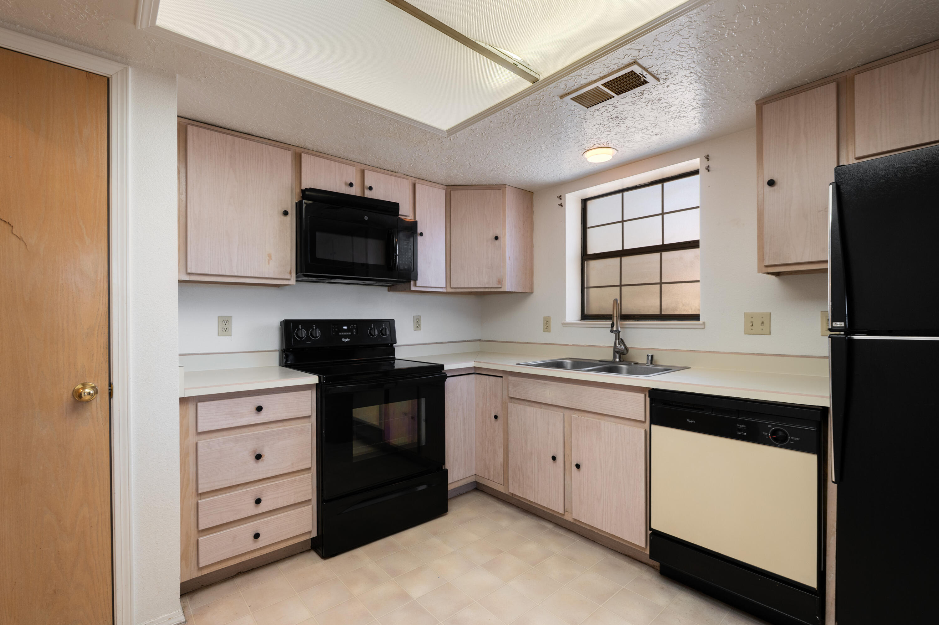 833 Country Club Drive SE APT 2A