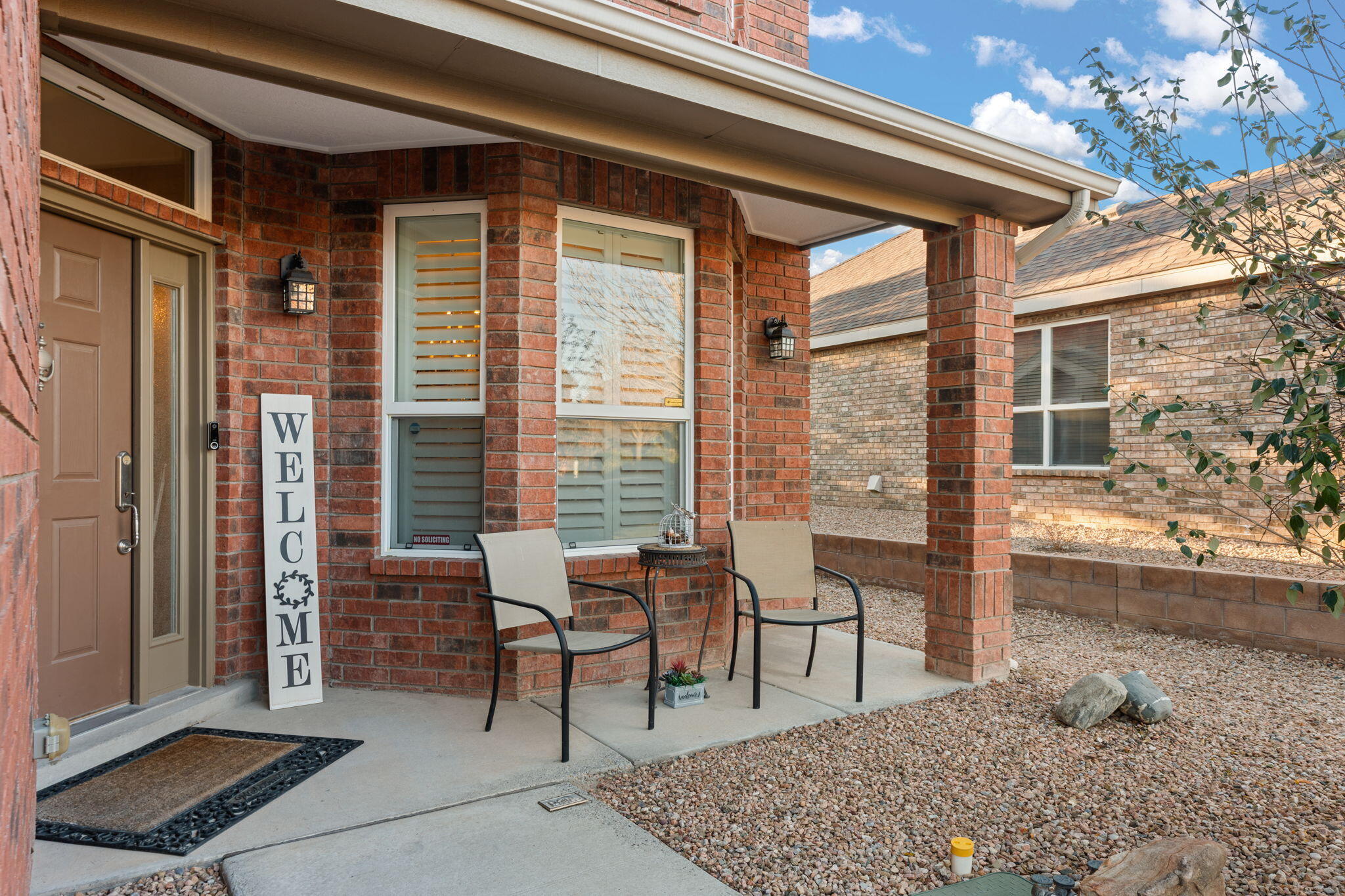 1917 Paseo De La Villa SE