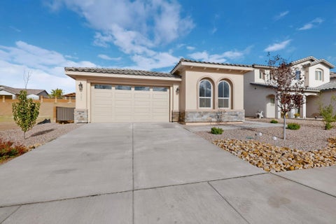 Photo of 1561 Corta Corona SW, Los Lunas, NM 87031 (MLS # 1111875)