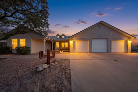 Homes For Sale - 2172 Sonora Road<br/> Rio Rancho, NM 87144