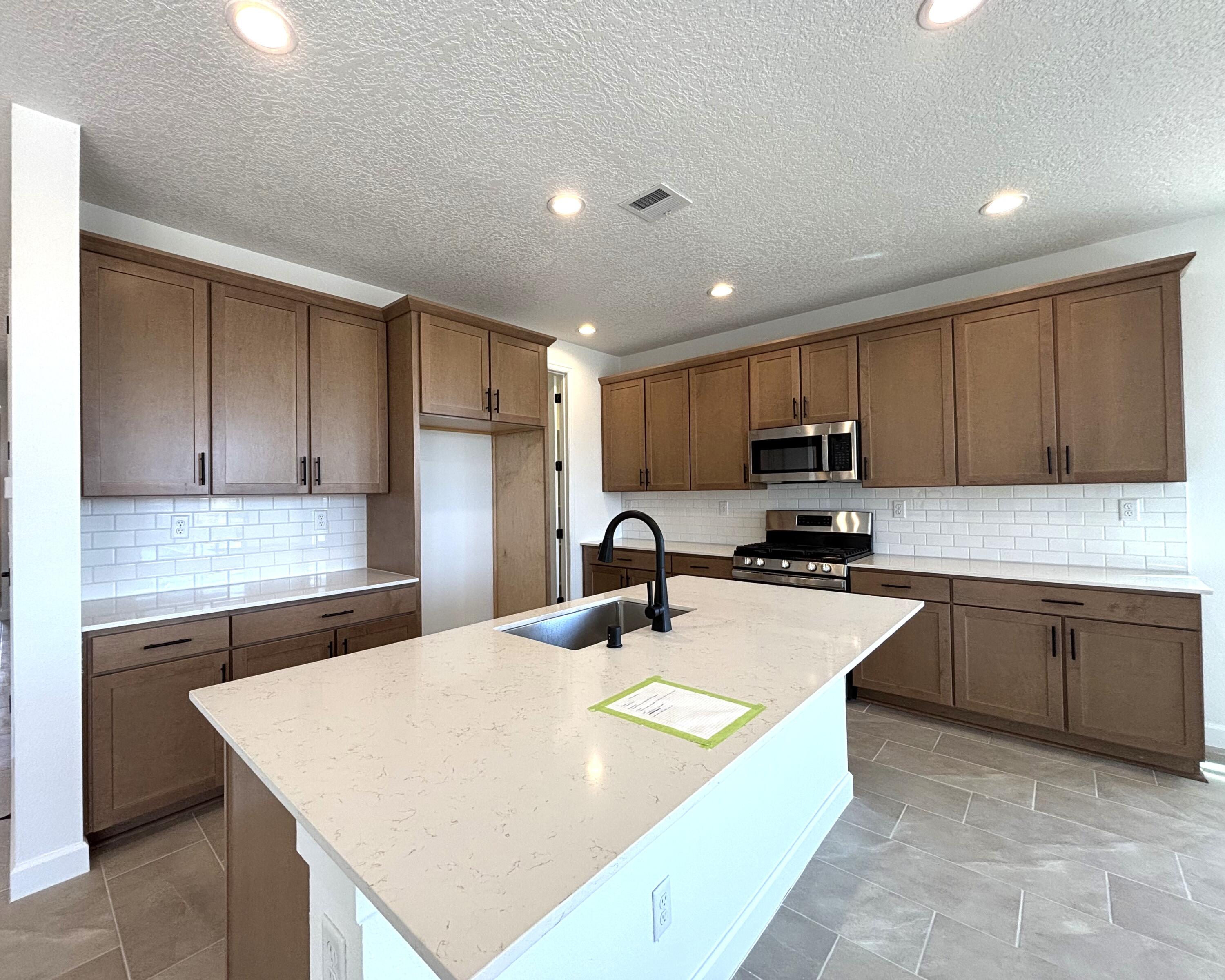 3157 Wolf Tail Loop NE